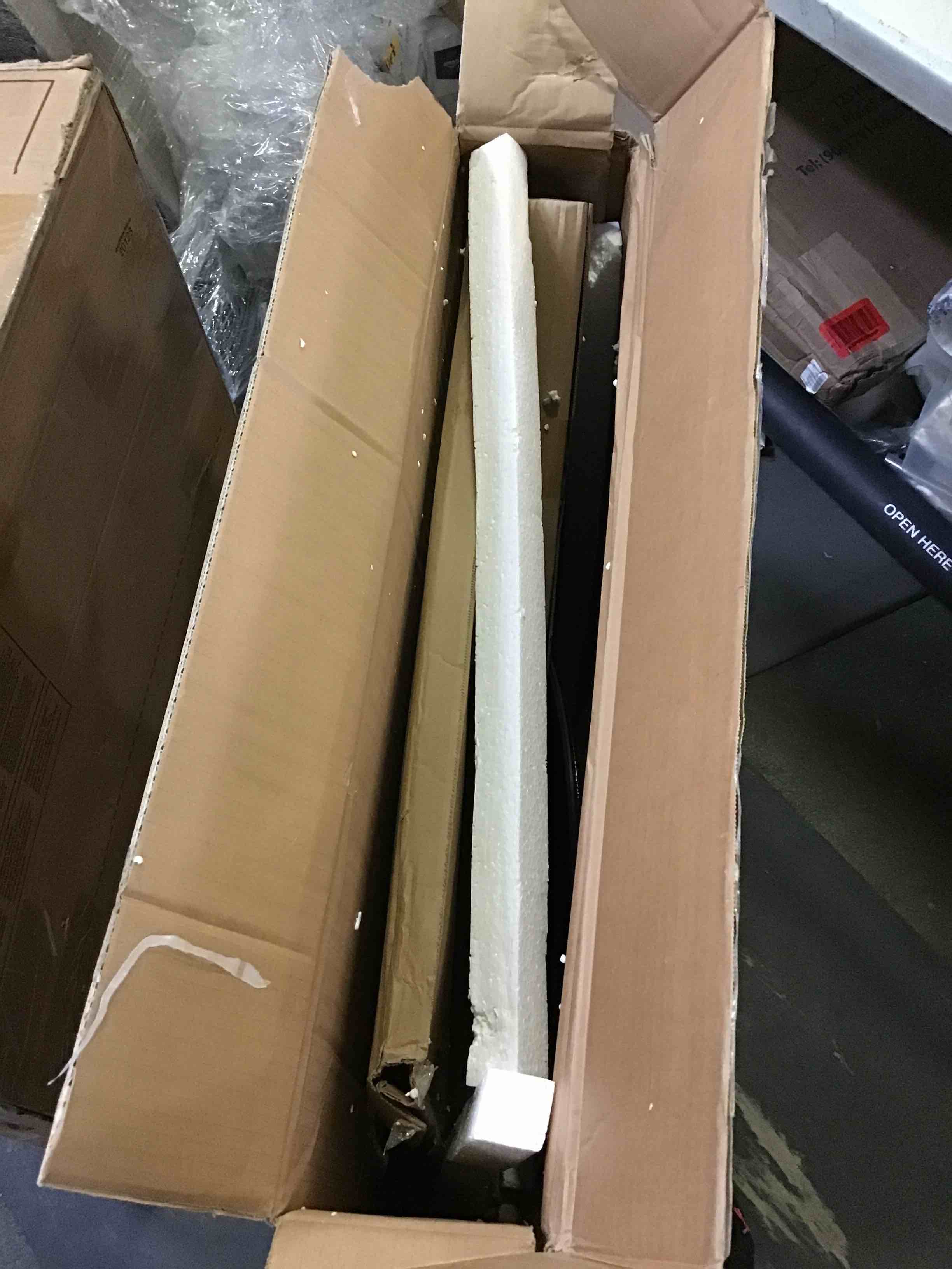 https://s3.amazonaws.com/lotting-images-prod/bidfta/GRN5653066_1696603754293.jpeg