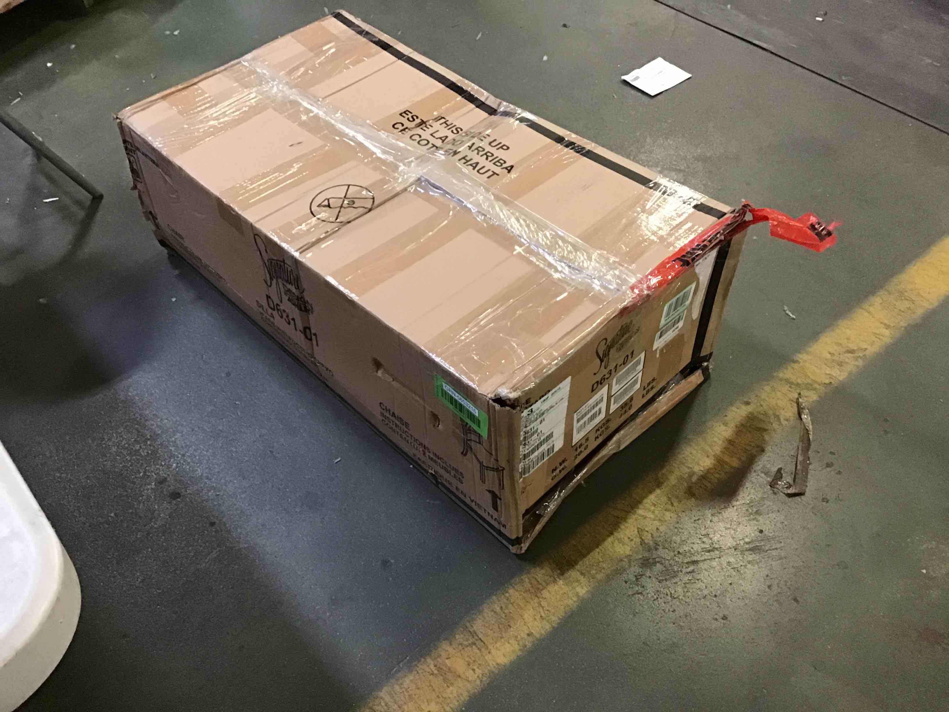 https://s3.amazonaws.com/lotting-images-prod/bidfta/GRN5653216_1696869474394.jpeg