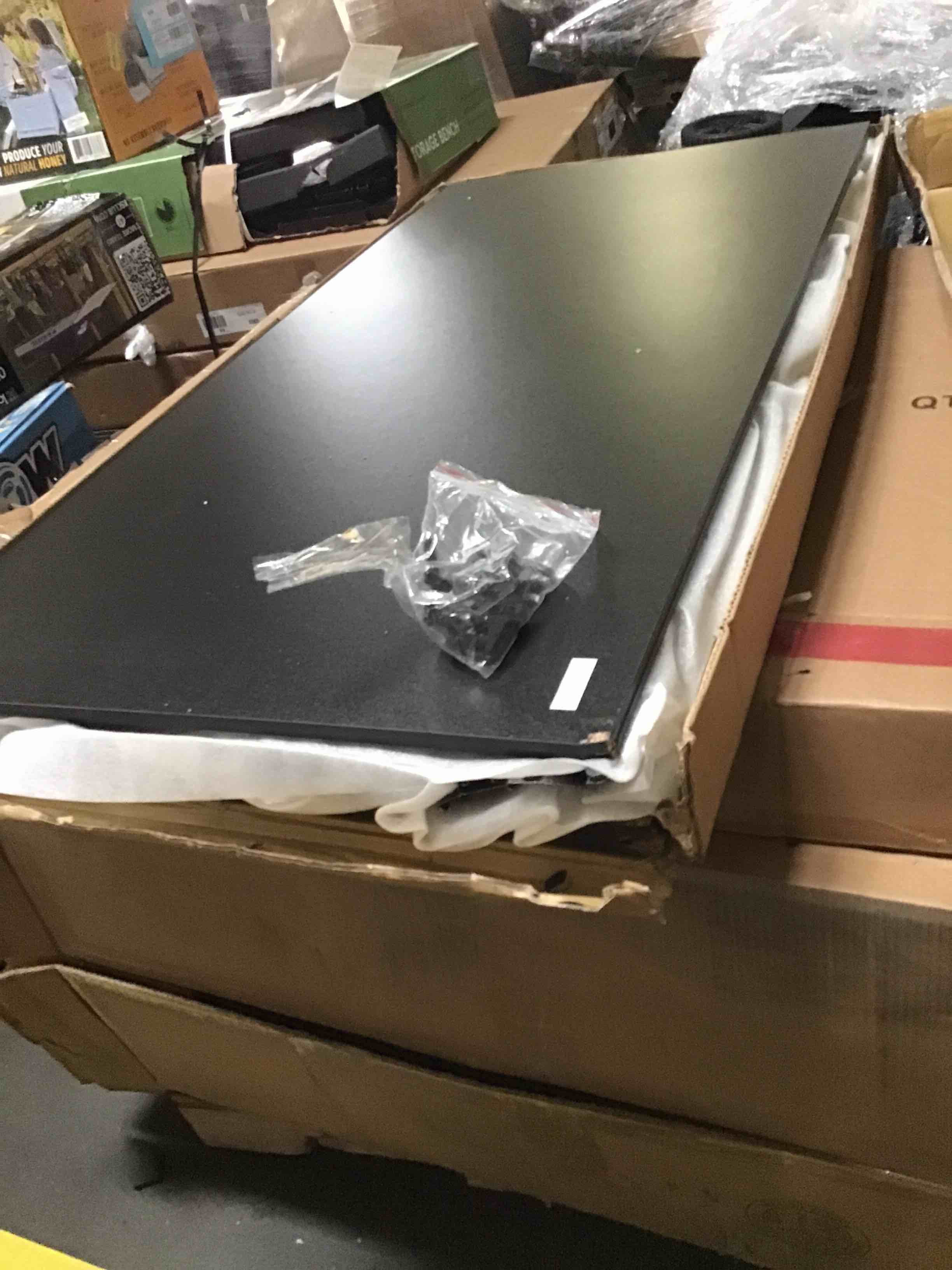 https://s3.amazonaws.com/lotting-images-prod/bidfta/GRN5657201_1696339012156.jpeg