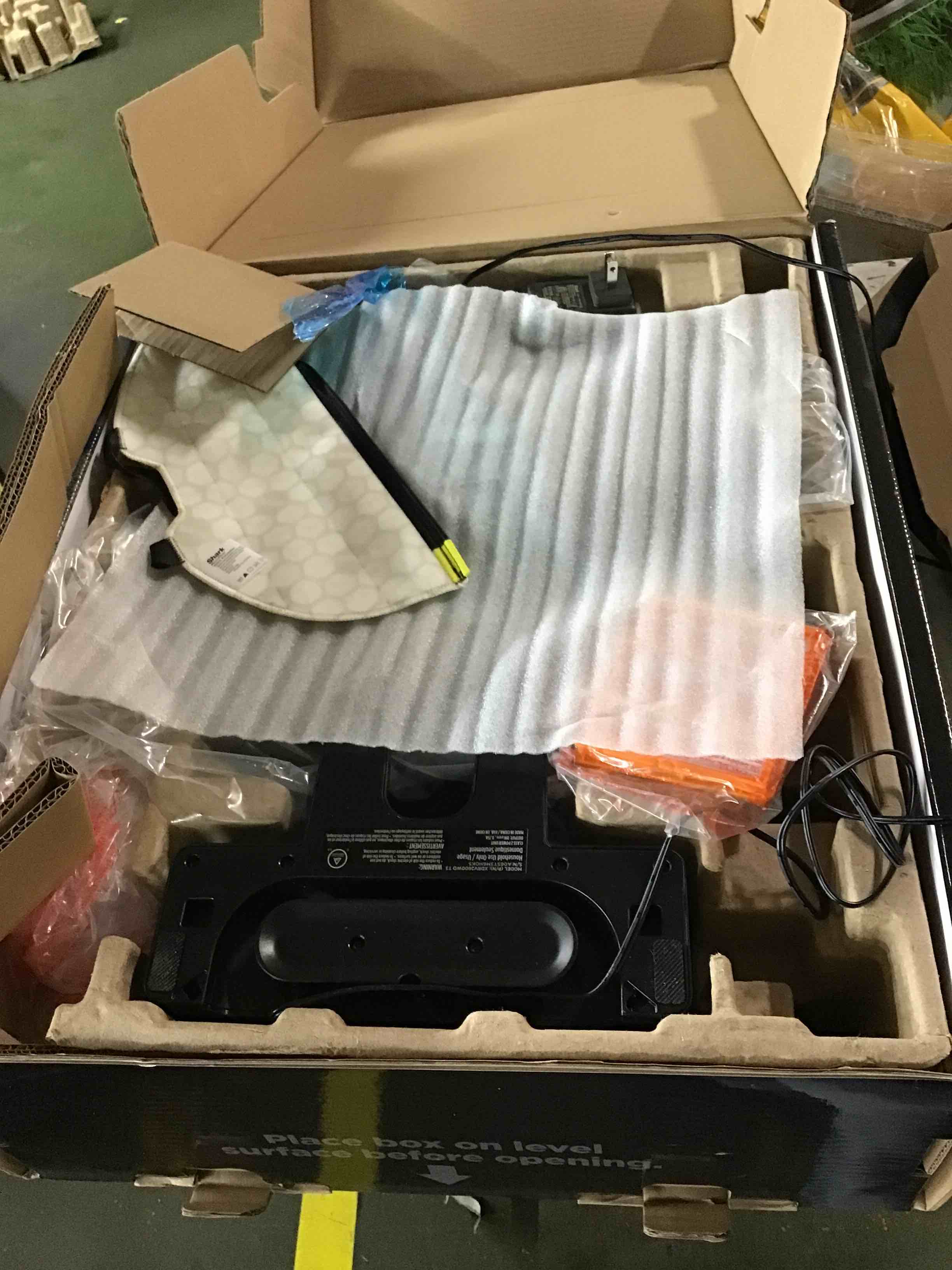 https://s3.amazonaws.com/lotting-images-prod/bidfta/GRN5657251_1696353166514.jpeg