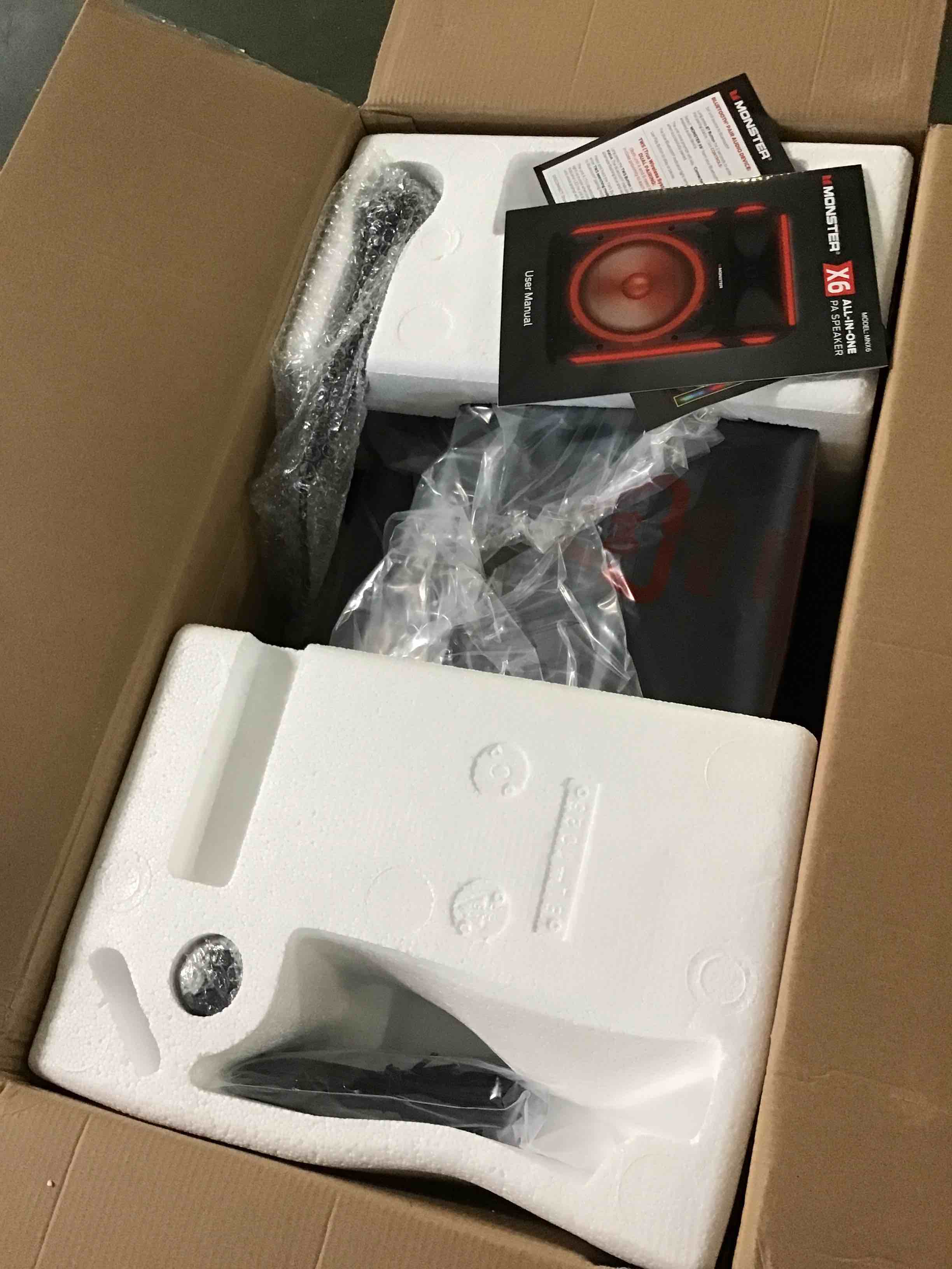 https://s3.amazonaws.com/lotting-images-prod/bidfta/GRN5657304_1696354495611.jpeg