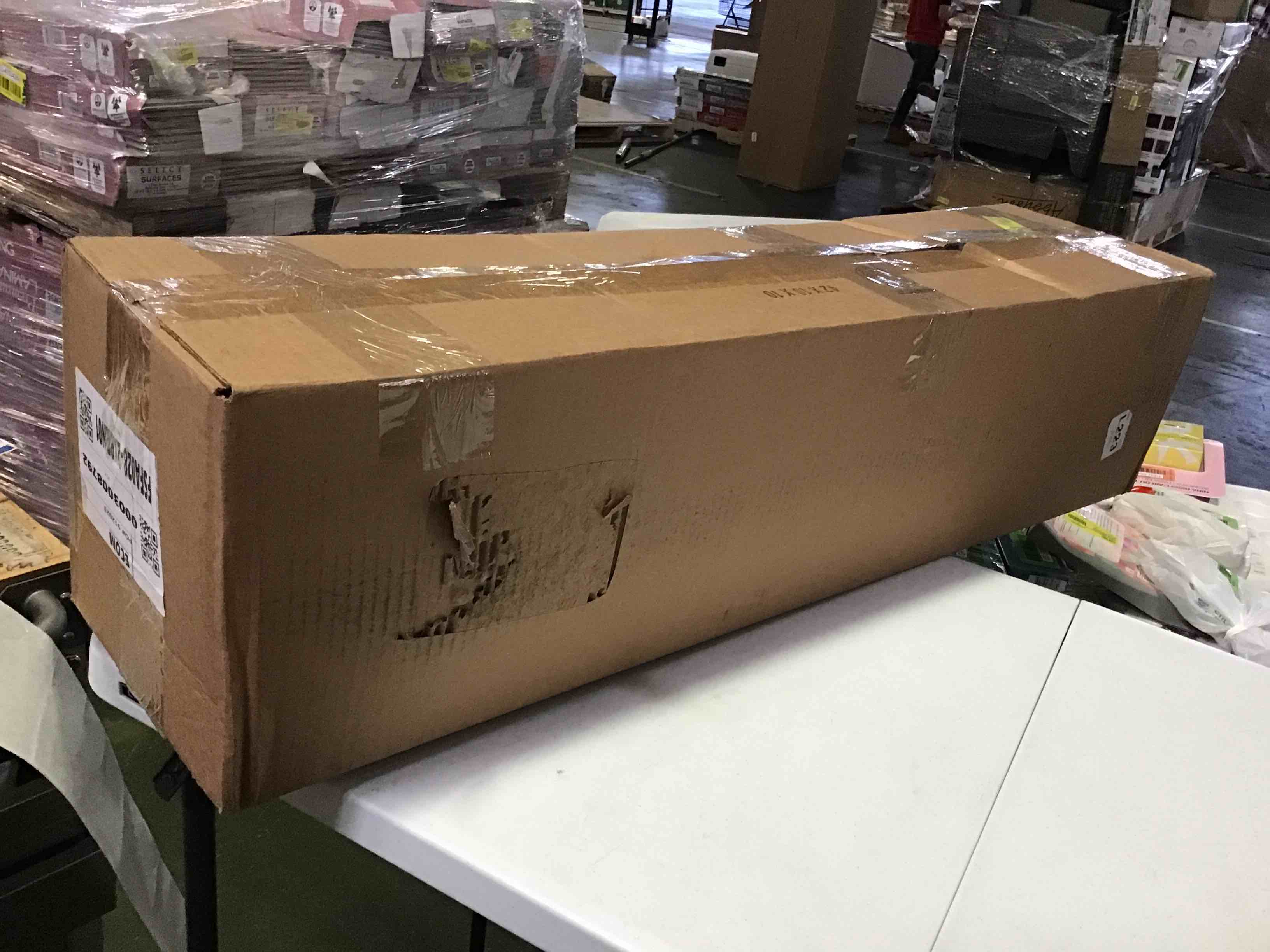 https://s3.amazonaws.com/lotting-images-prod/bidfta/GRN5657330_1696359481893.jpeg