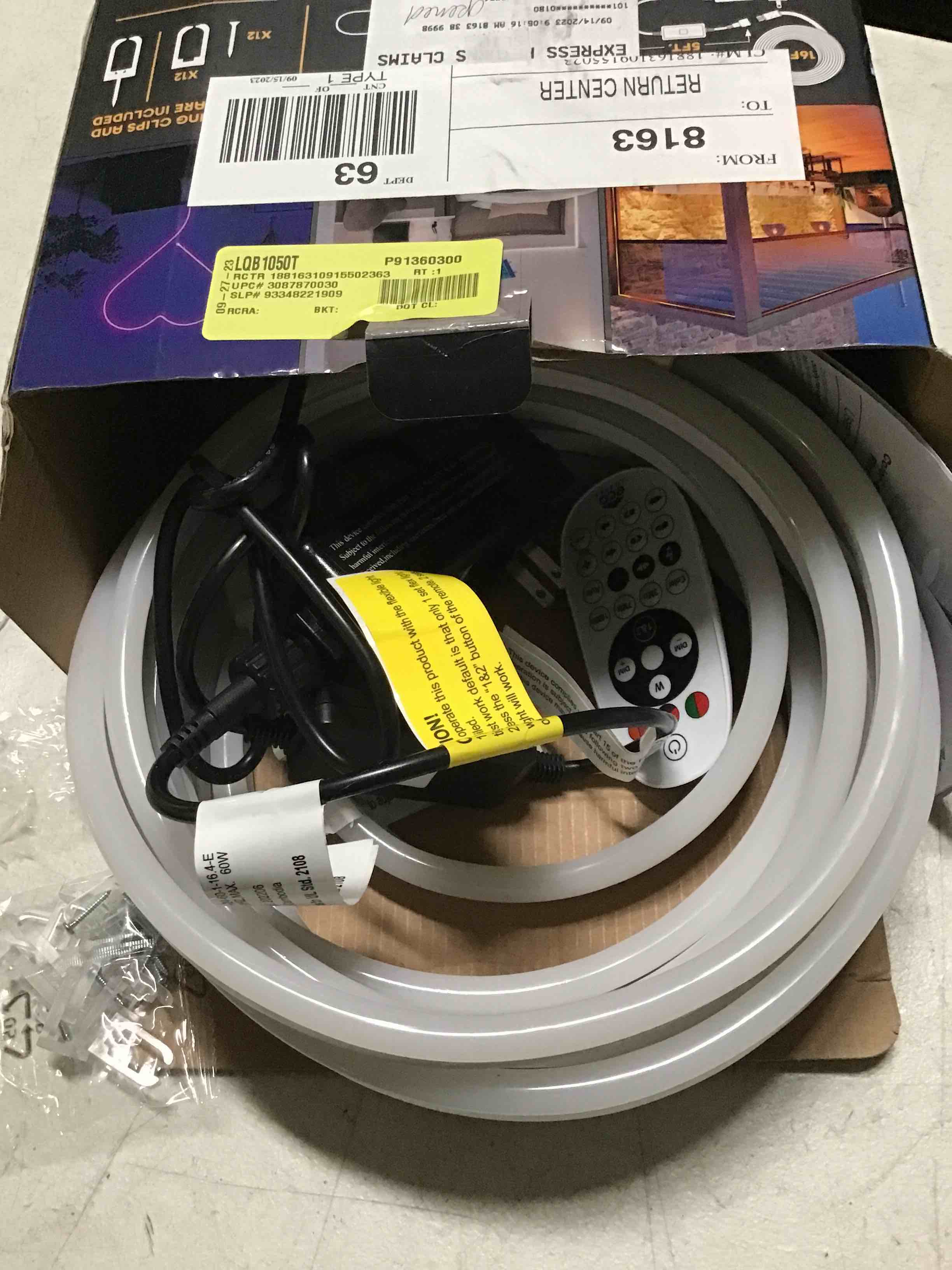 https://s3.amazonaws.com/lotting-images-prod/bidfta/GRN5657513_1696450915620.jpeg