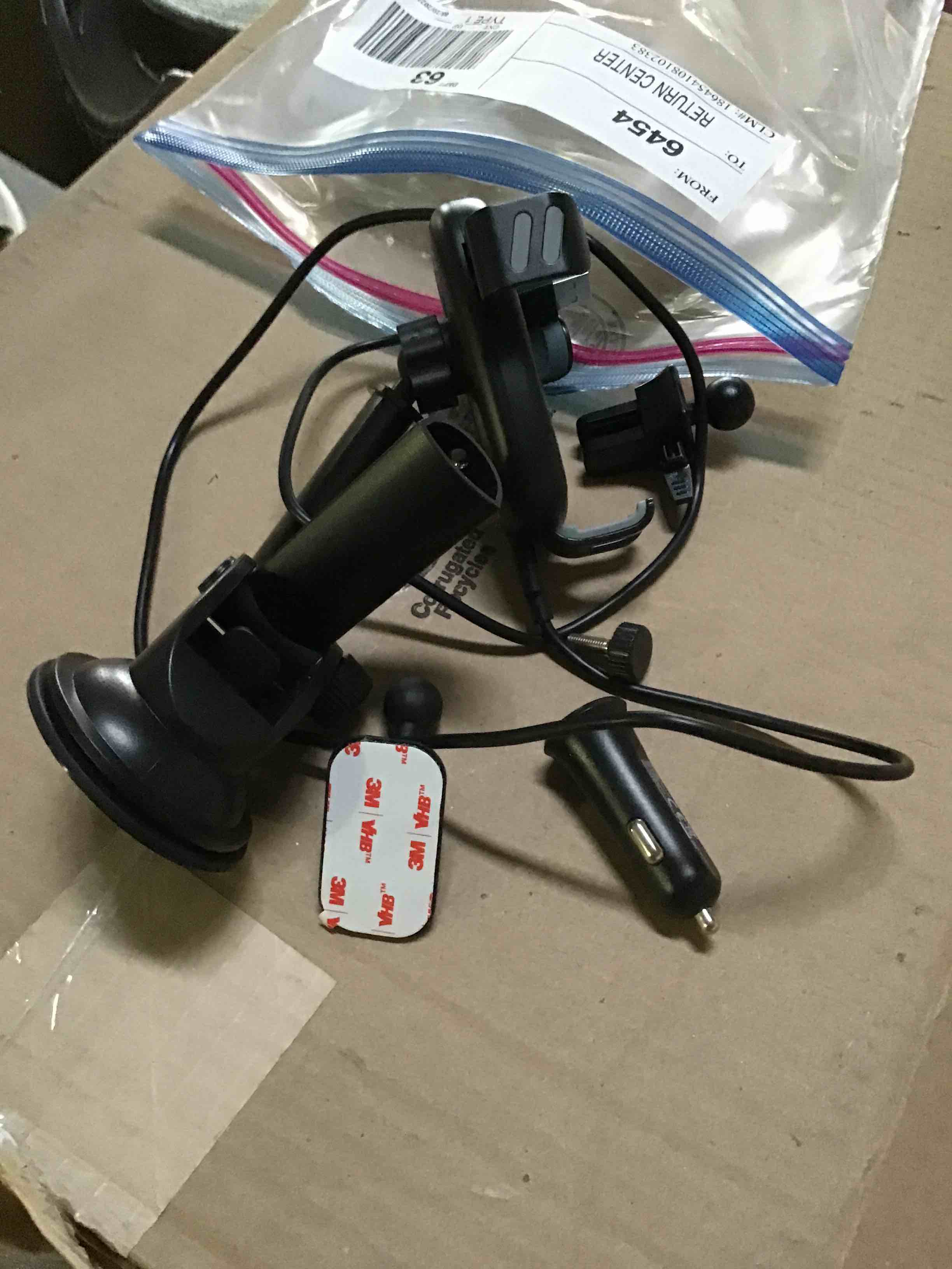 https://s3.amazonaws.com/lotting-images-prod/bidfta/GRN5658151_1696940955524.jpeg