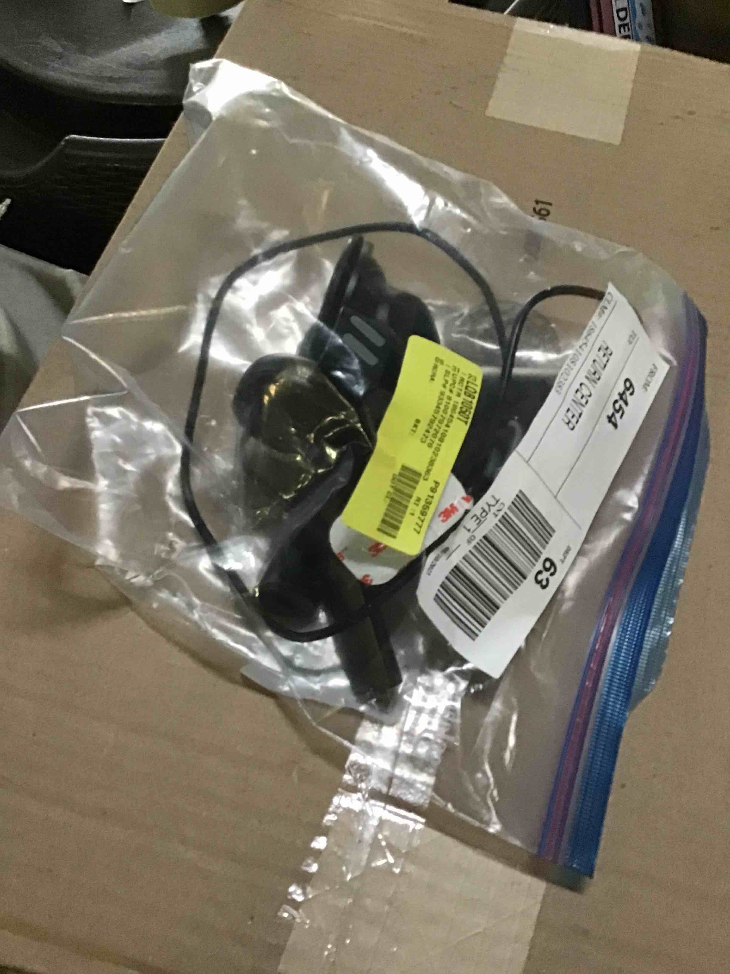 https://s3.amazonaws.com/lotting-images-prod/bidfta/GRN5658151_1696940985593.jpeg