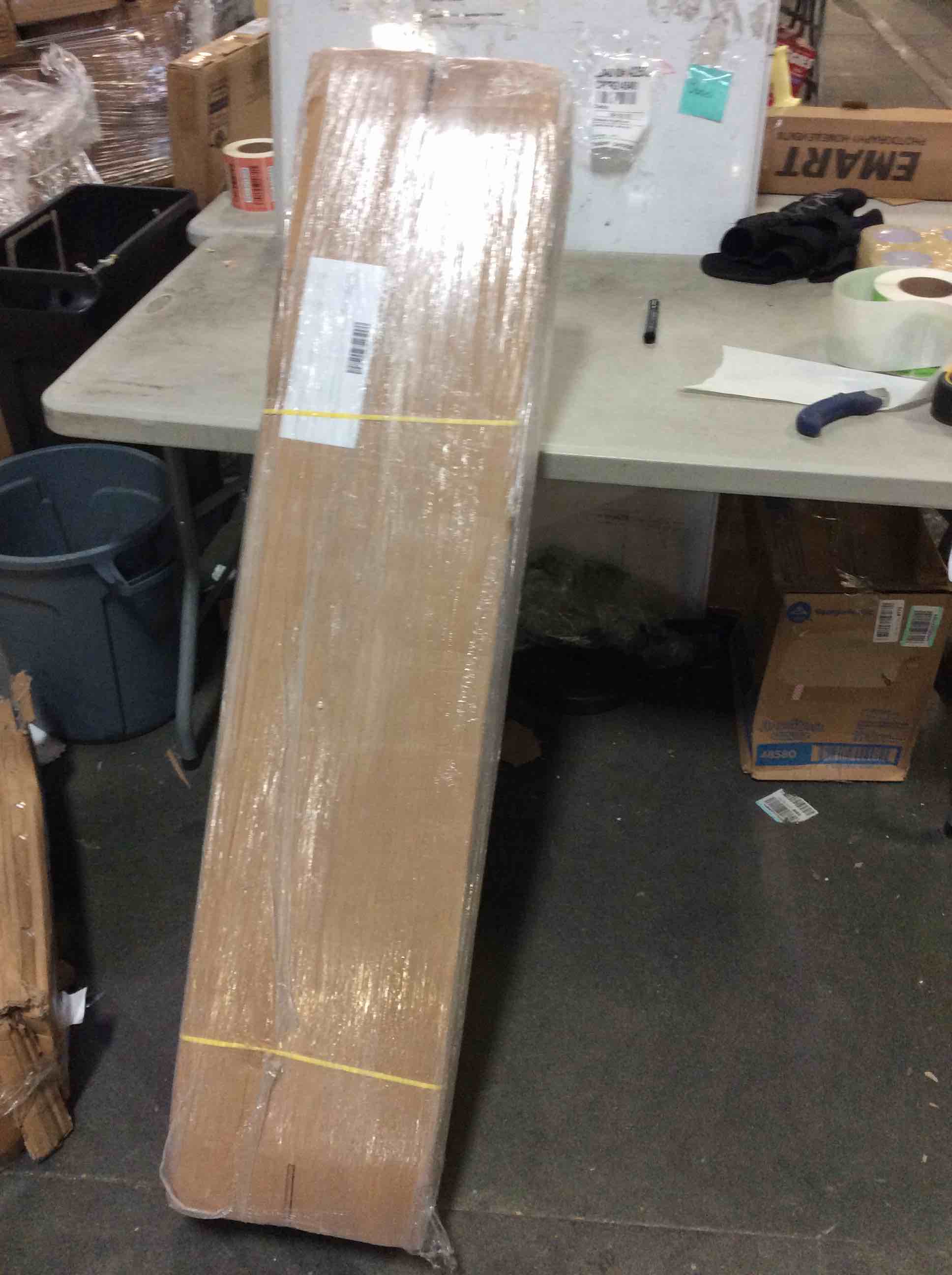 https://s3.amazonaws.com/lotting-images-prod/bidfta/GRN5658497_1695931975703.jpeg
