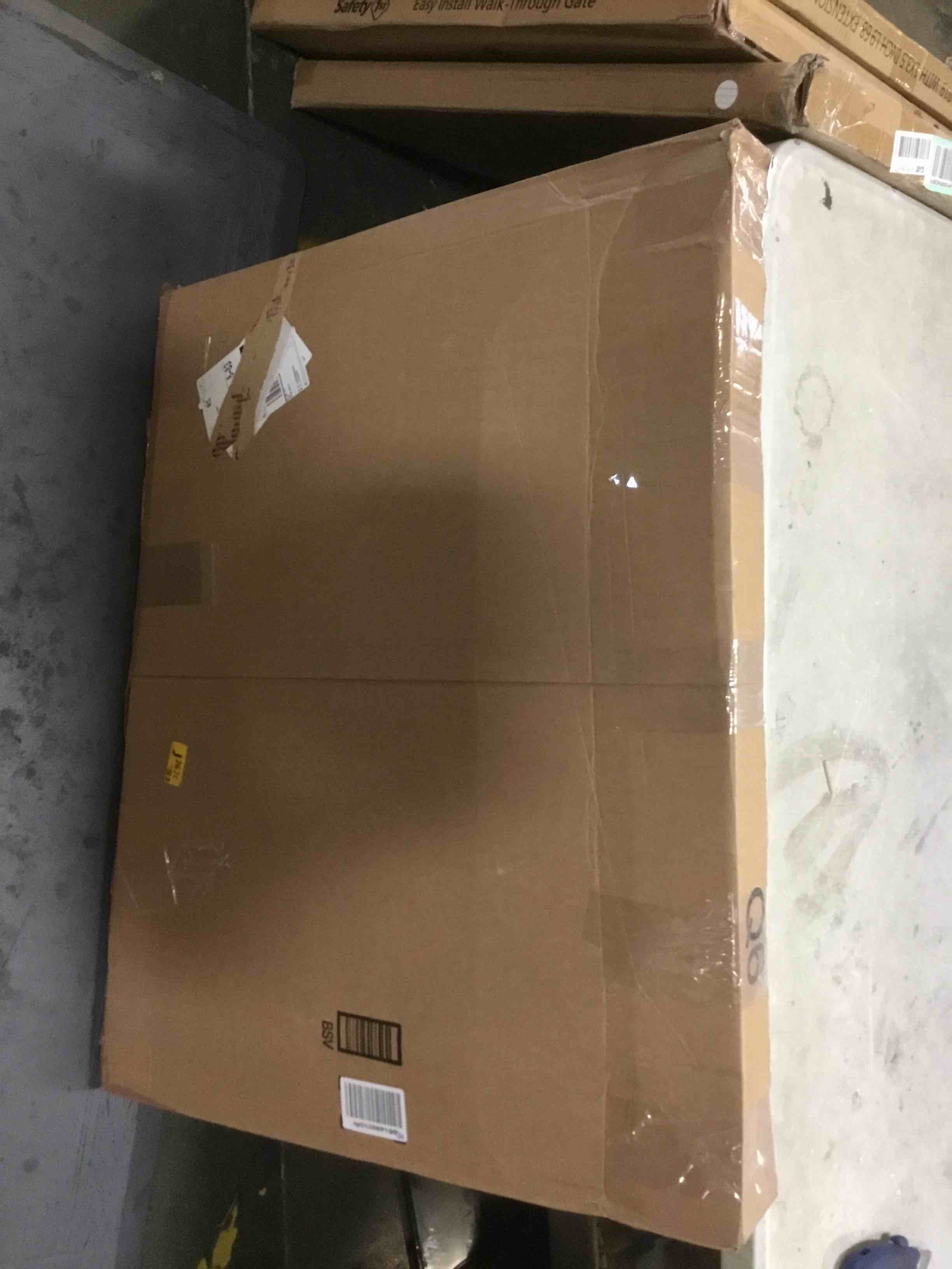 https://s3.amazonaws.com/lotting-images-prod/bidfta/GRN5658728_1696356439254.jpeg