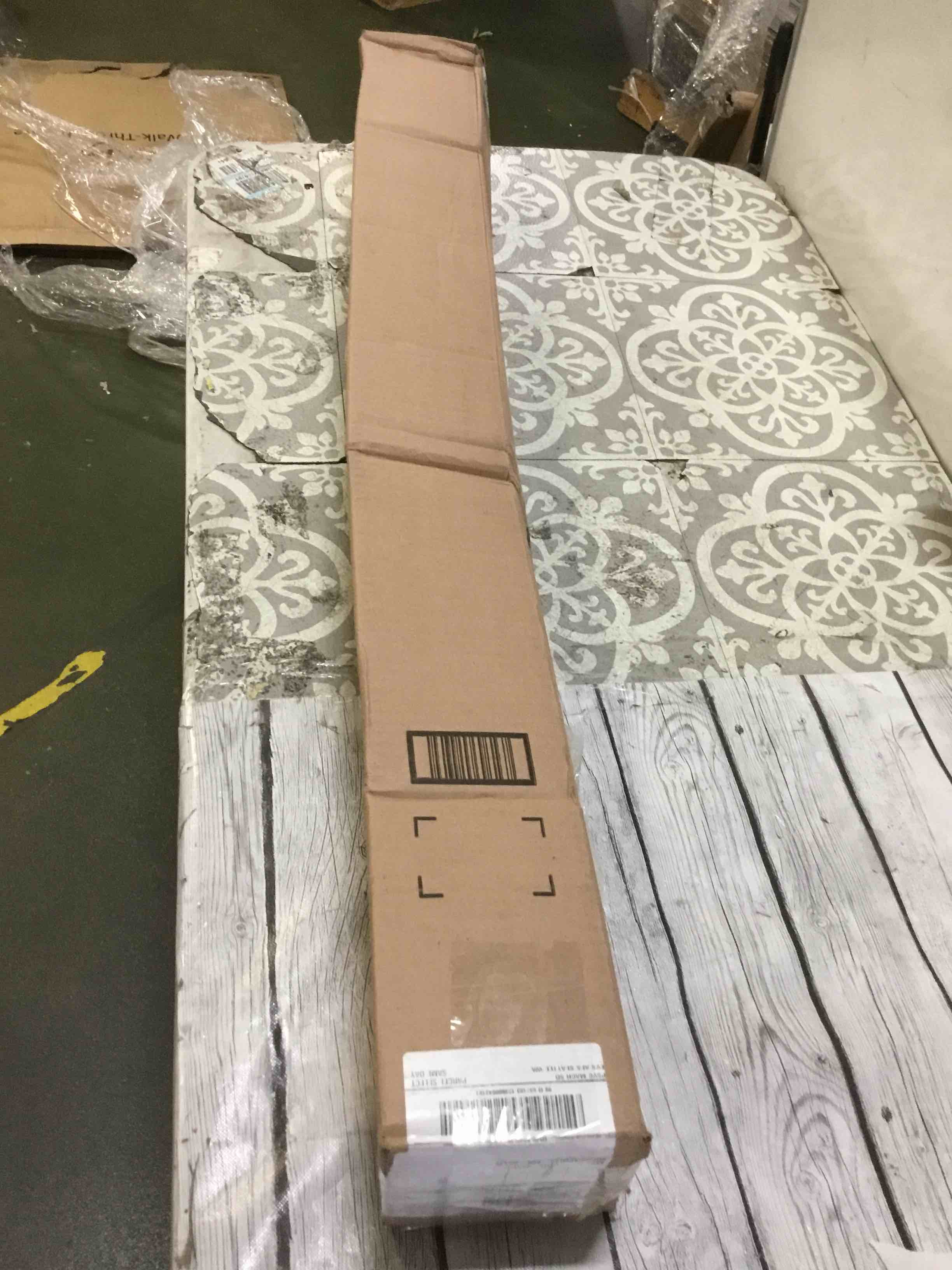https://s3.amazonaws.com/lotting-images-prod/bidfta/GRN5658825_1696444556578.jpeg