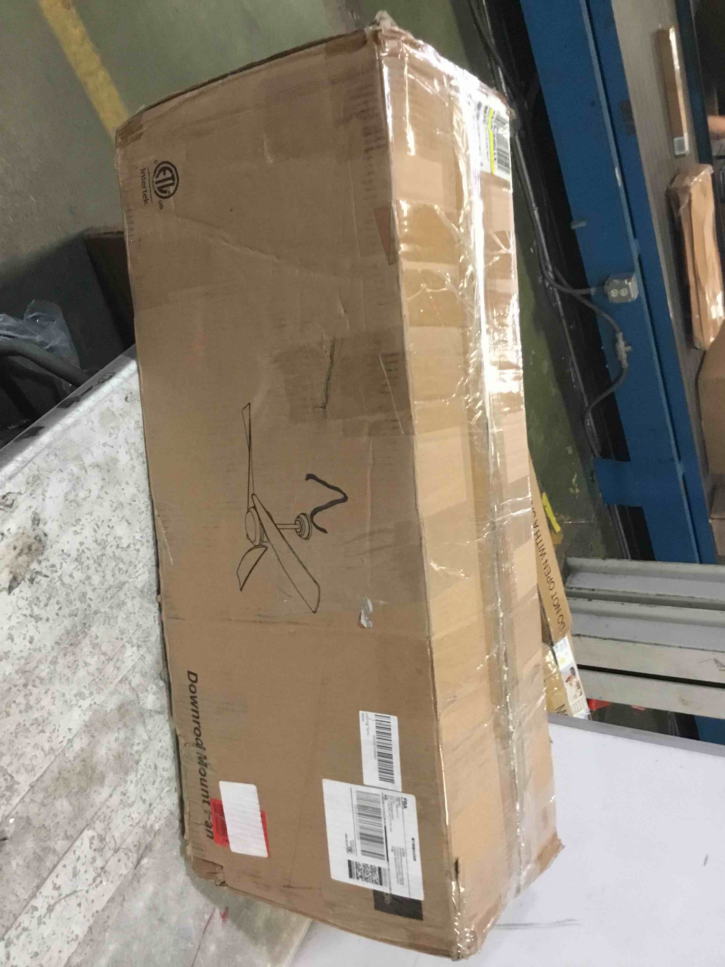 https://s3.amazonaws.com/lotting-images-prod/bidfta/GRN5658909_1696528568628.jpeg