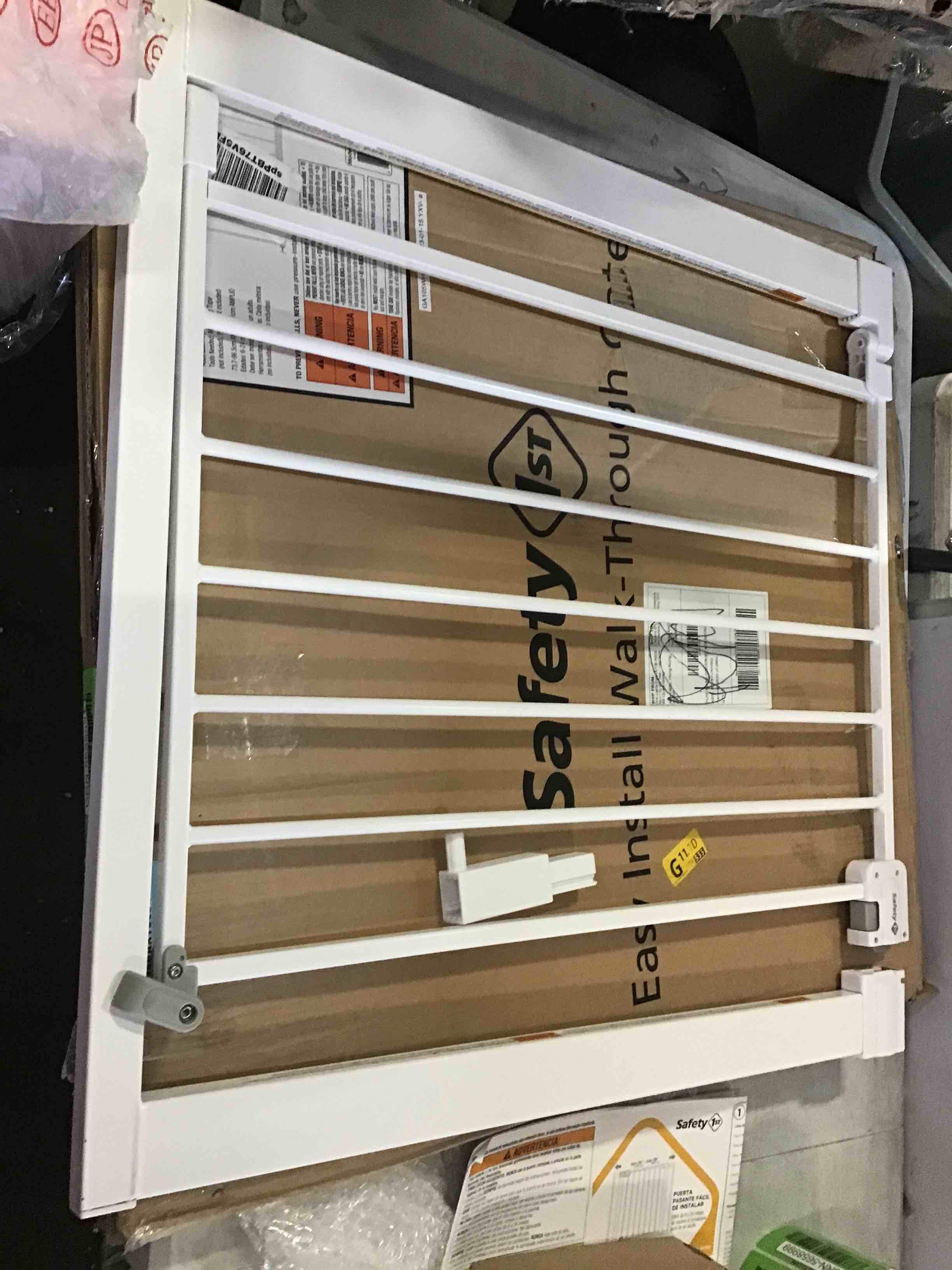 https://s3.amazonaws.com/lotting-images-prod/bidfta/GRN5658991_1696613248793.jpeg