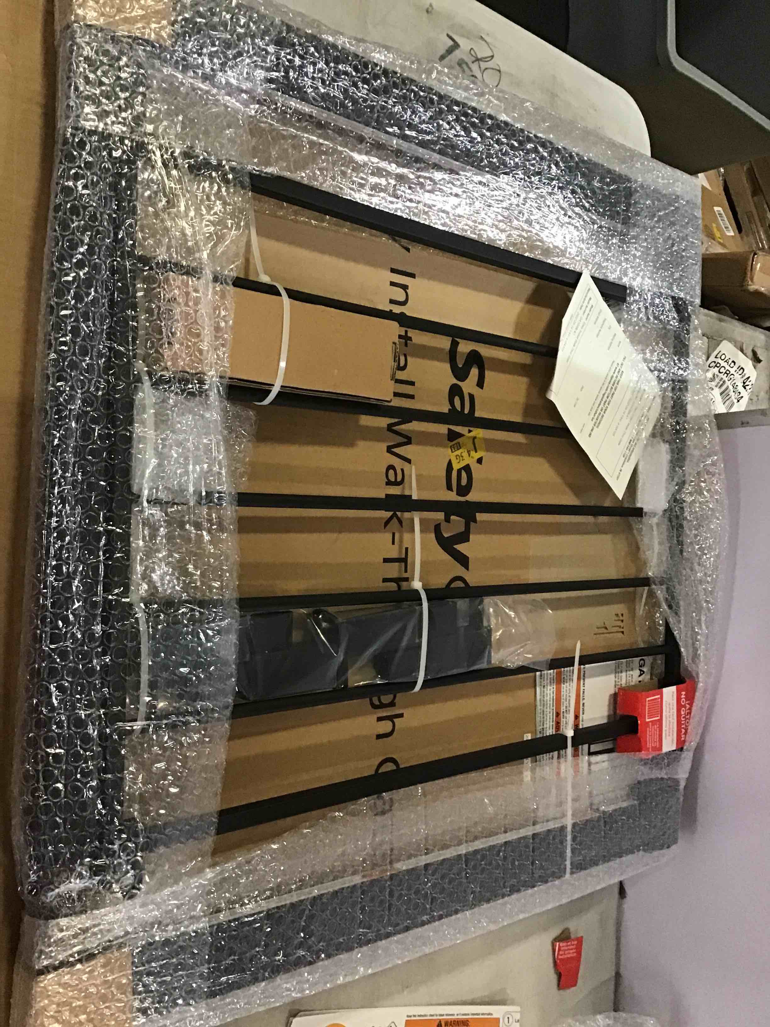 https://s3.amazonaws.com/lotting-images-prod/bidfta/GRN5659010_1696622057067.jpeg