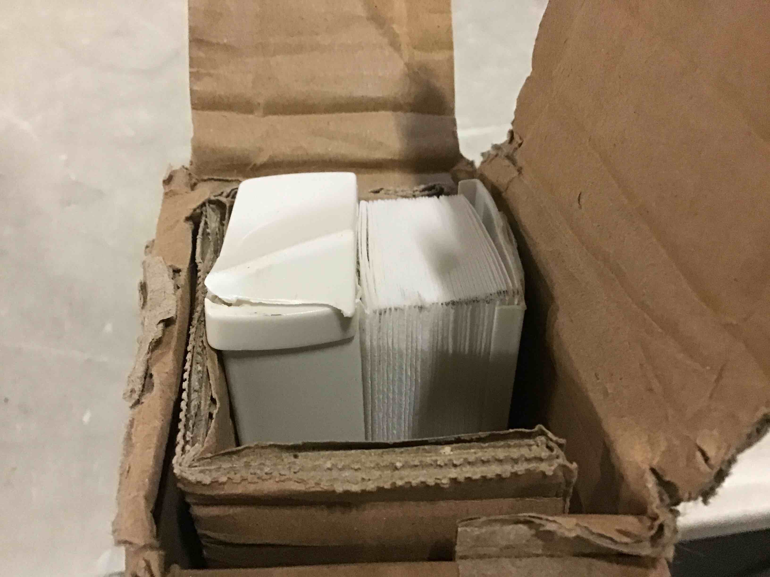 https://s3.amazonaws.com/lotting-images-prod/bidfta/GRN5659106_1696937658115.jpeg