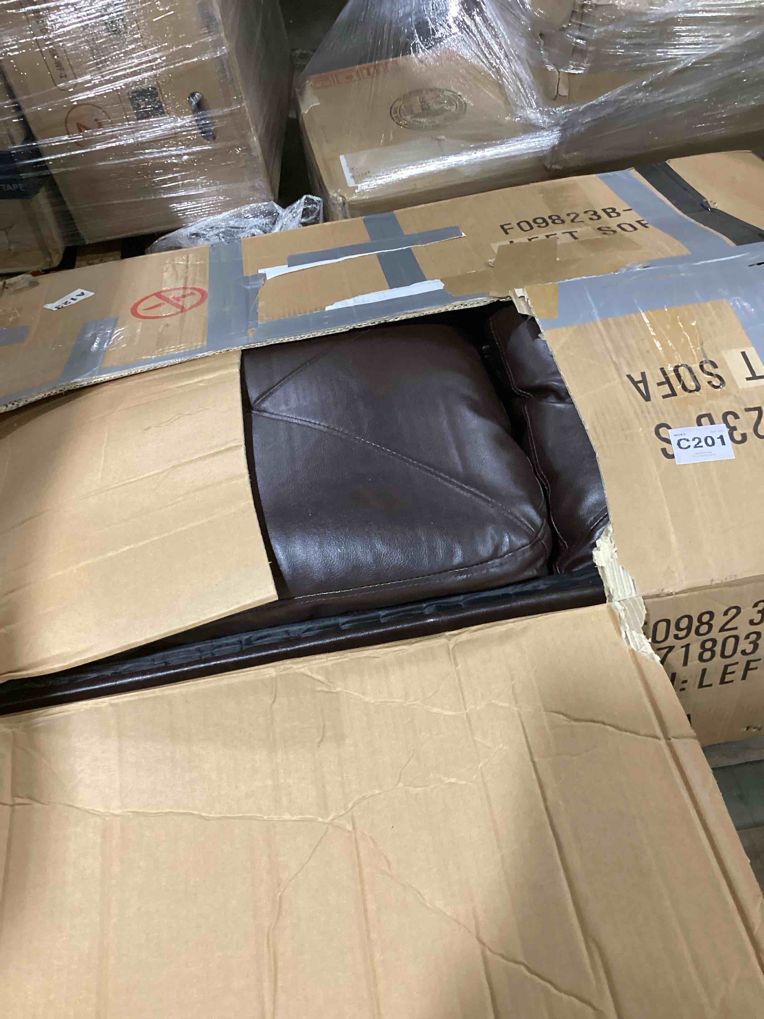 https://s3.amazonaws.com/lotting-images-prod/bidfta/GRN5661427_1699986670717.jpeg