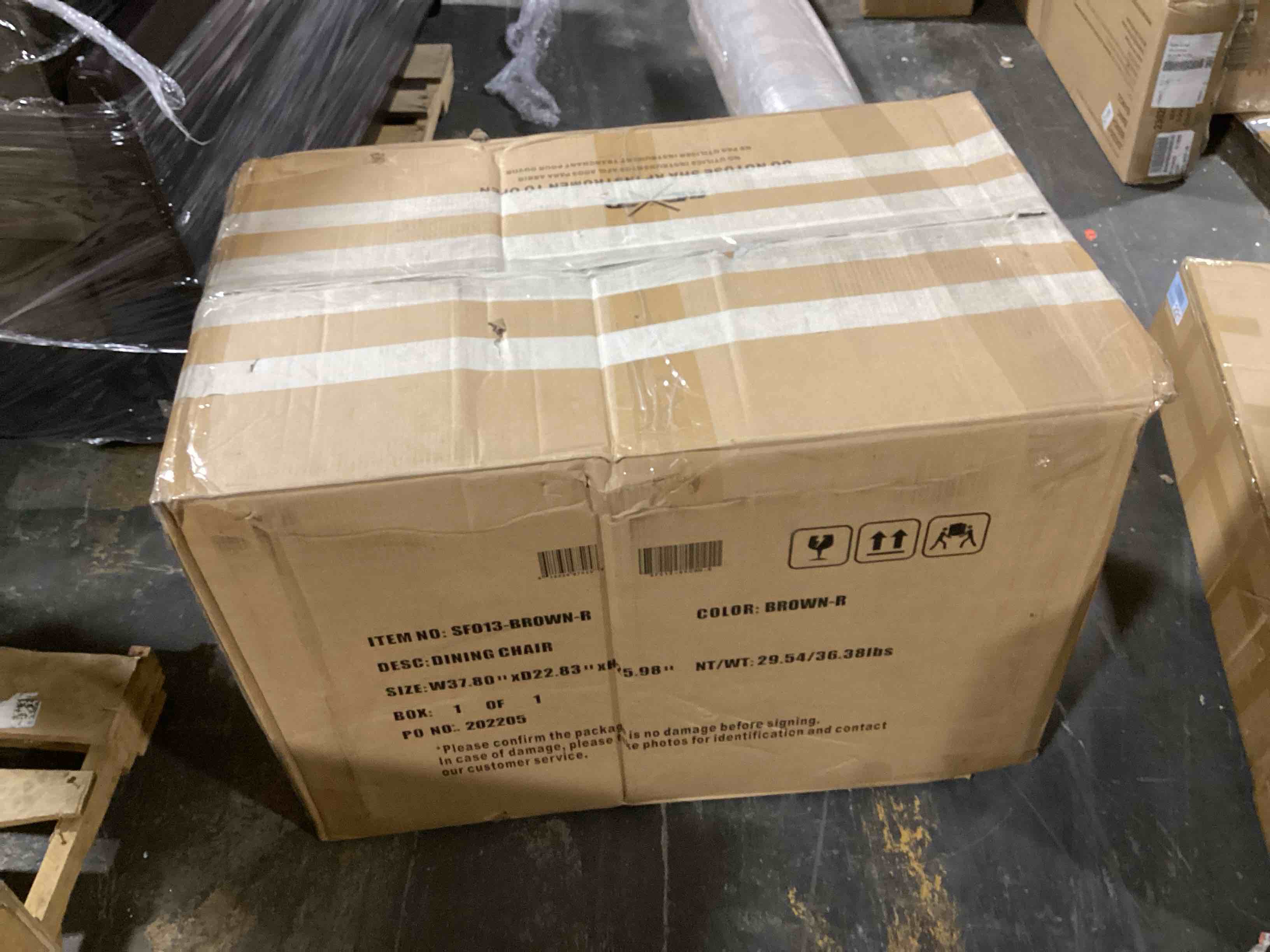 https://s3.amazonaws.com/lotting-images-prod/bidfta/GRN5664825_1700598204763.jpeg