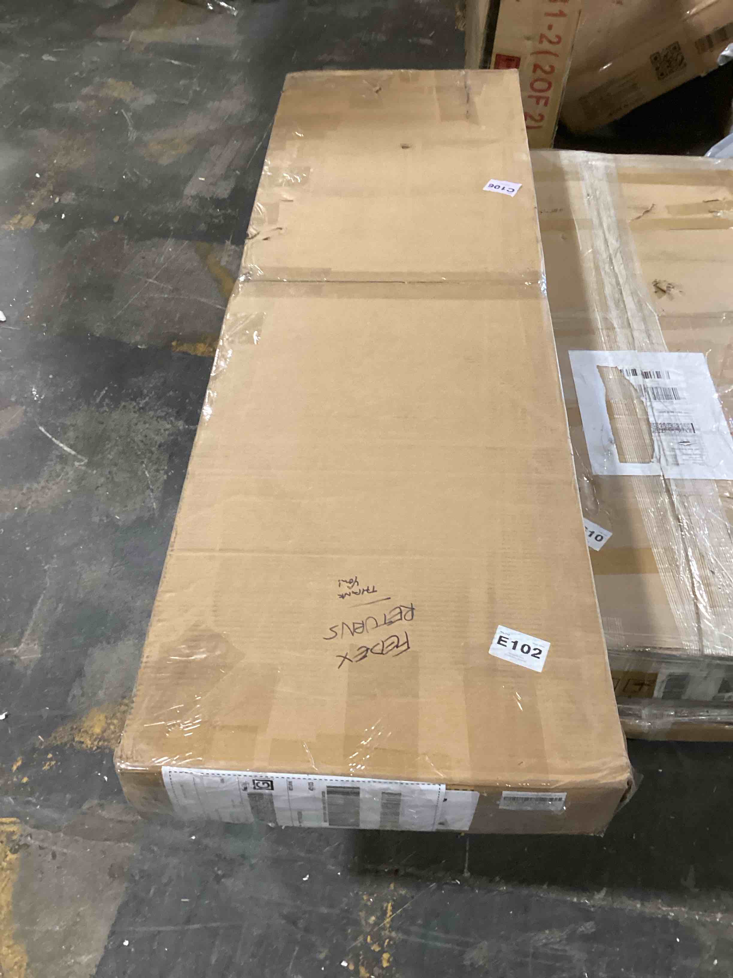 https://s3.amazonaws.com/lotting-images-prod/bidfta/GRN5665574_1702994178515.jpeg