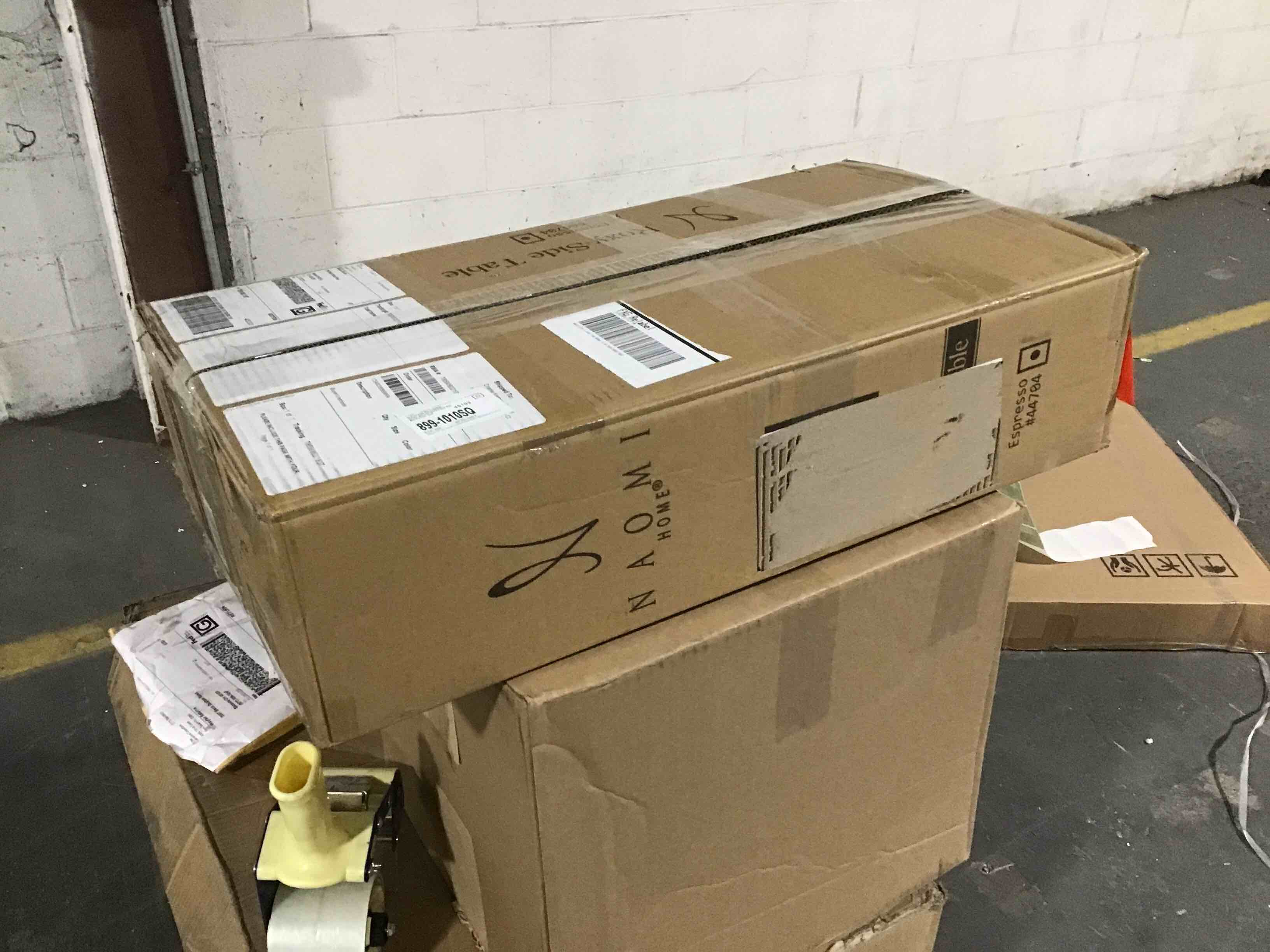 https://s3.amazonaws.com/lotting-images-prod/bidfta/GRN5666422_1699535453897.jpeg