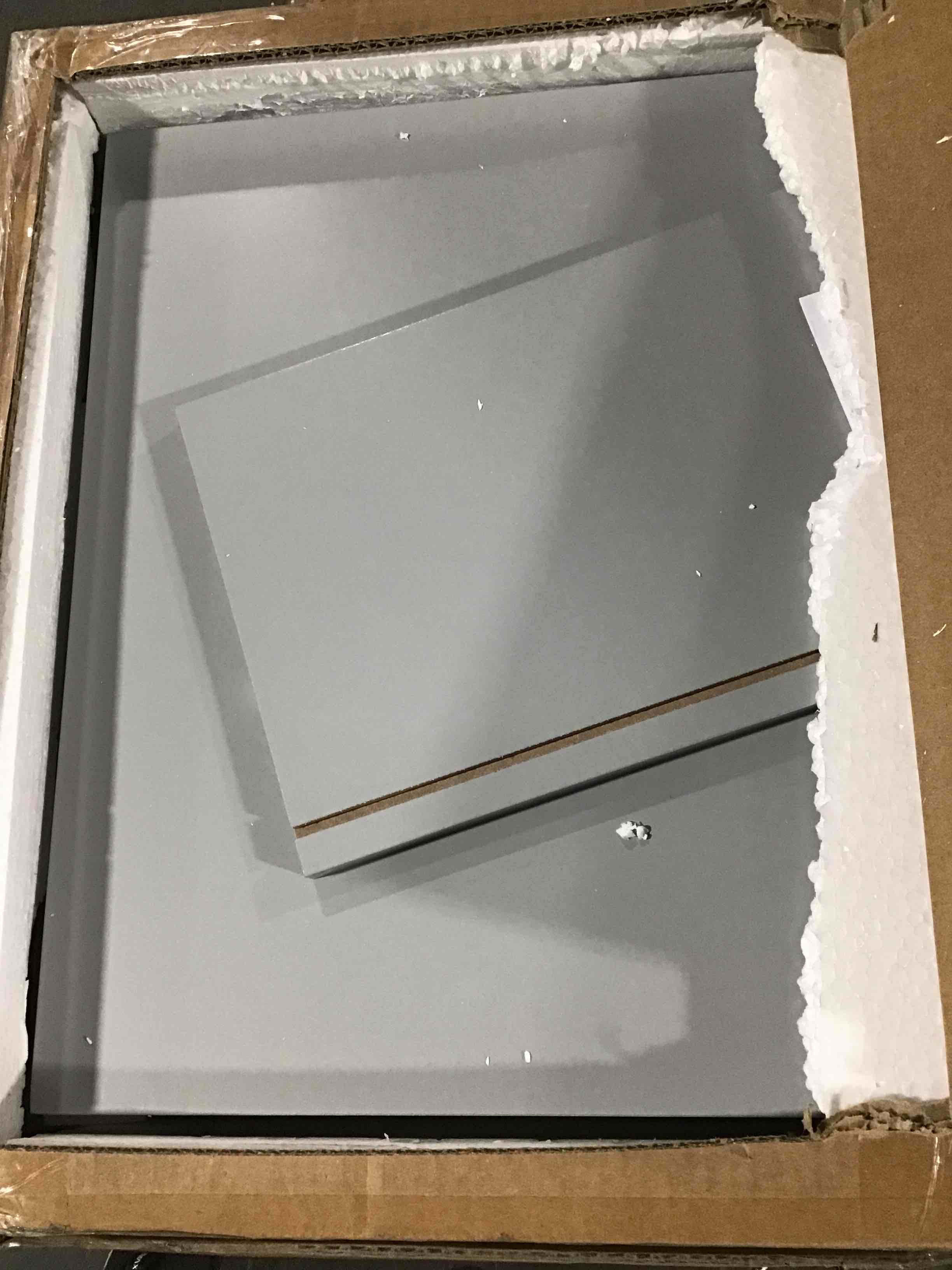 https://s3.amazonaws.com/lotting-images-prod/bidfta/GRN5666435_1699537178137.jpeg