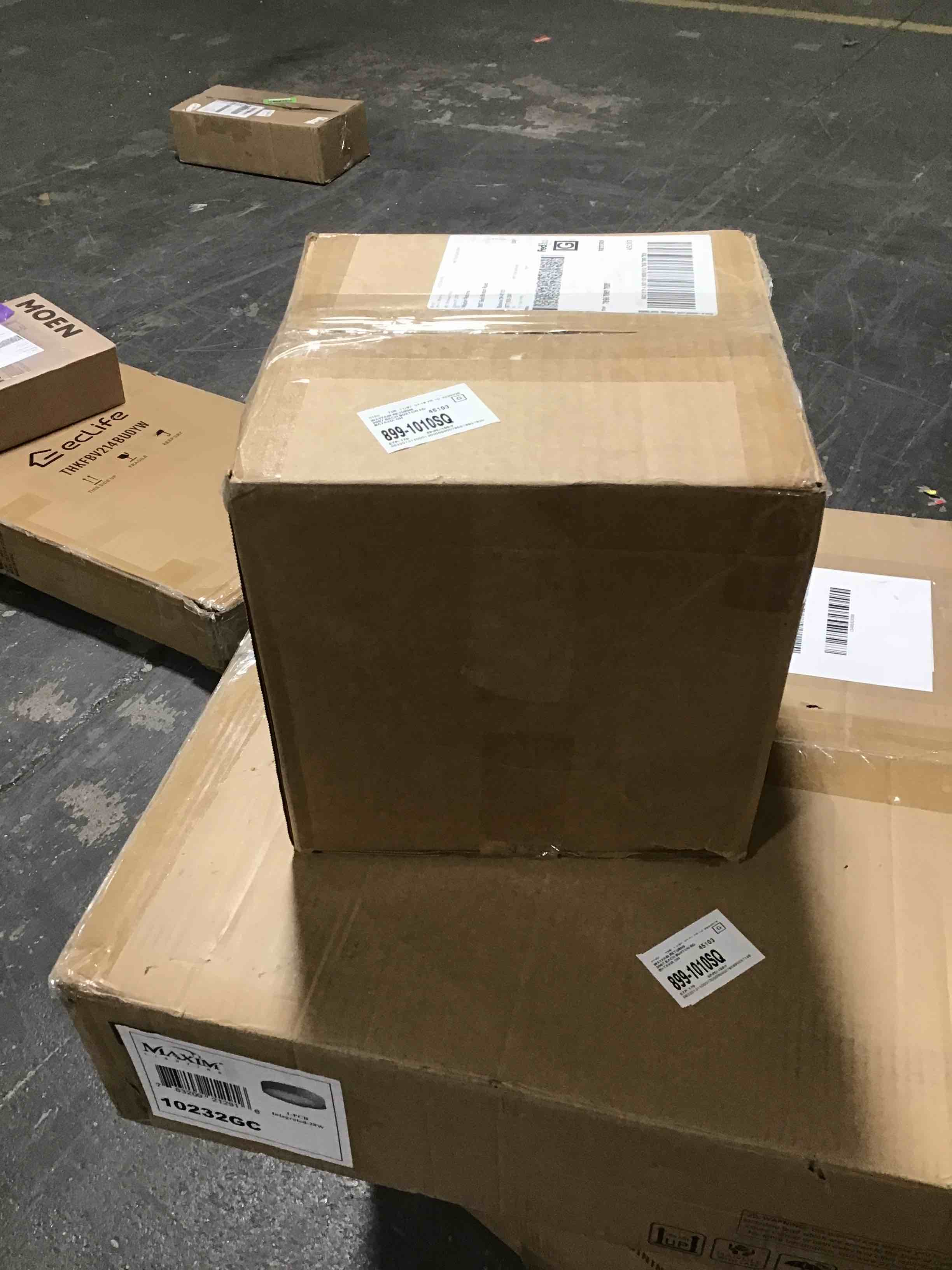 https://s3.amazonaws.com/lotting-images-prod/bidfta/GRN5666587_1699623339884.jpeg
