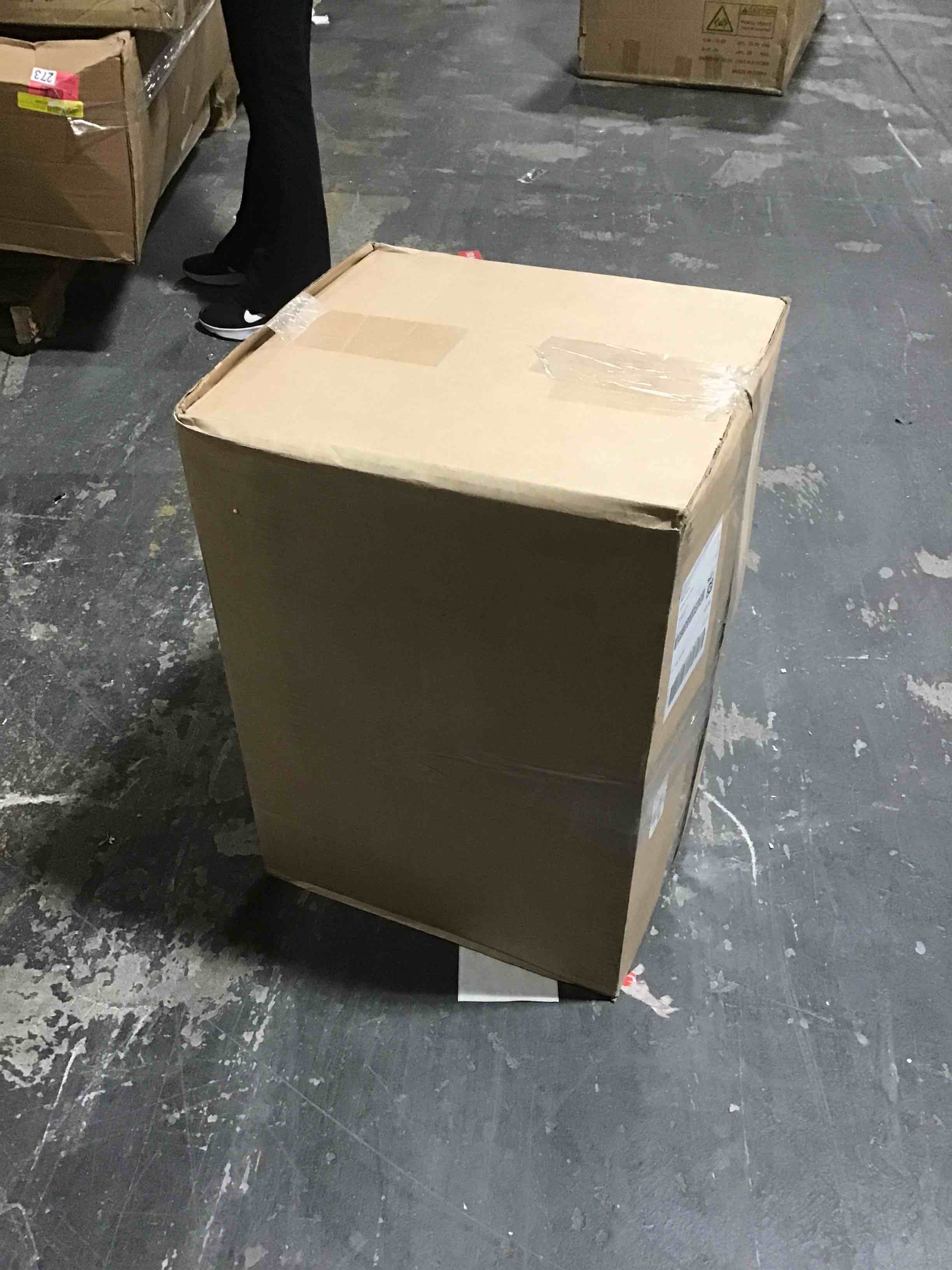 https://s3.amazonaws.com/lotting-images-prod/bidfta/GRN5666617_1699626782197.jpeg