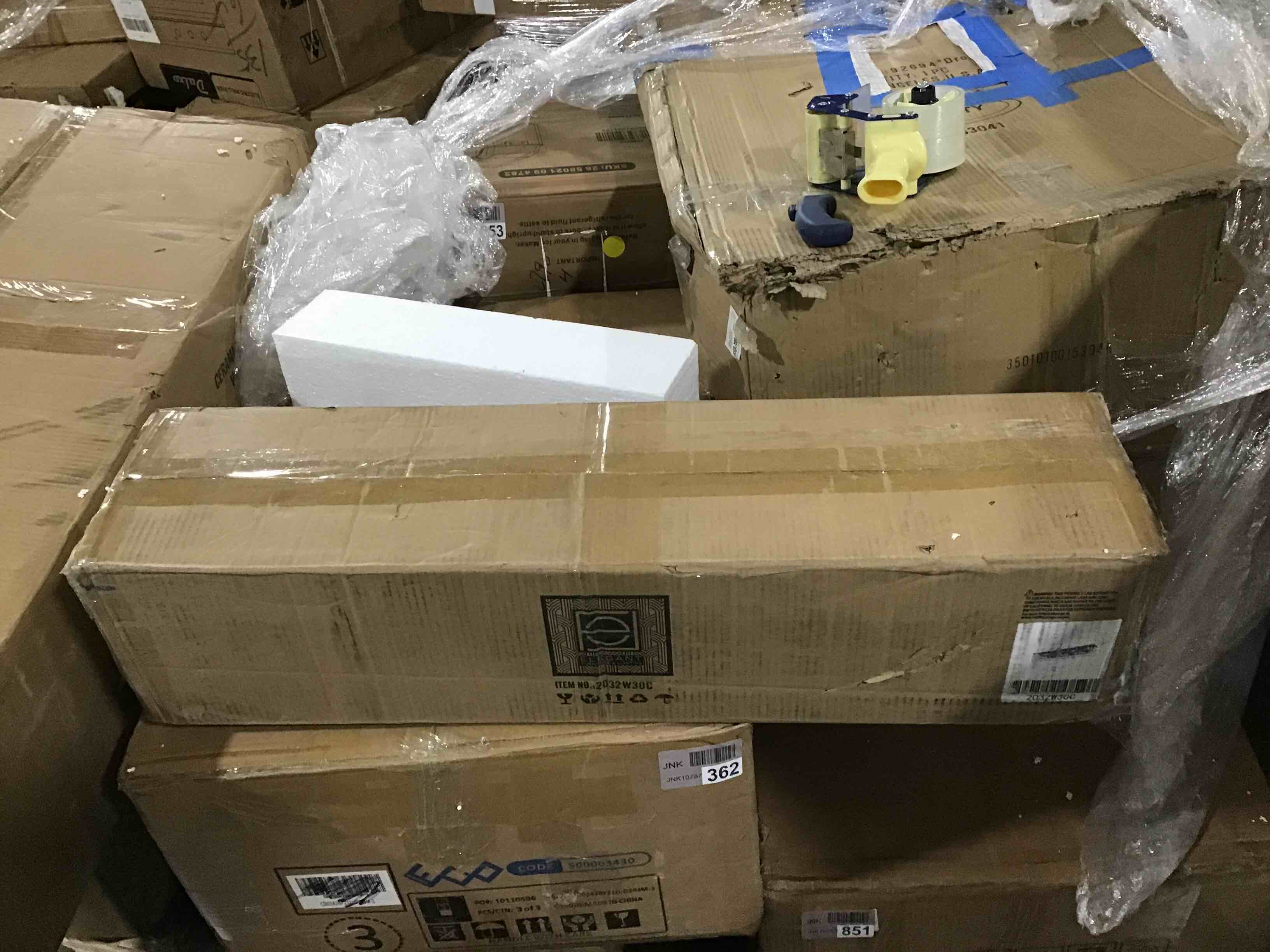 https://s3.amazonaws.com/lotting-images-prod/bidfta/GRN5666887_1699979438412.jpeg