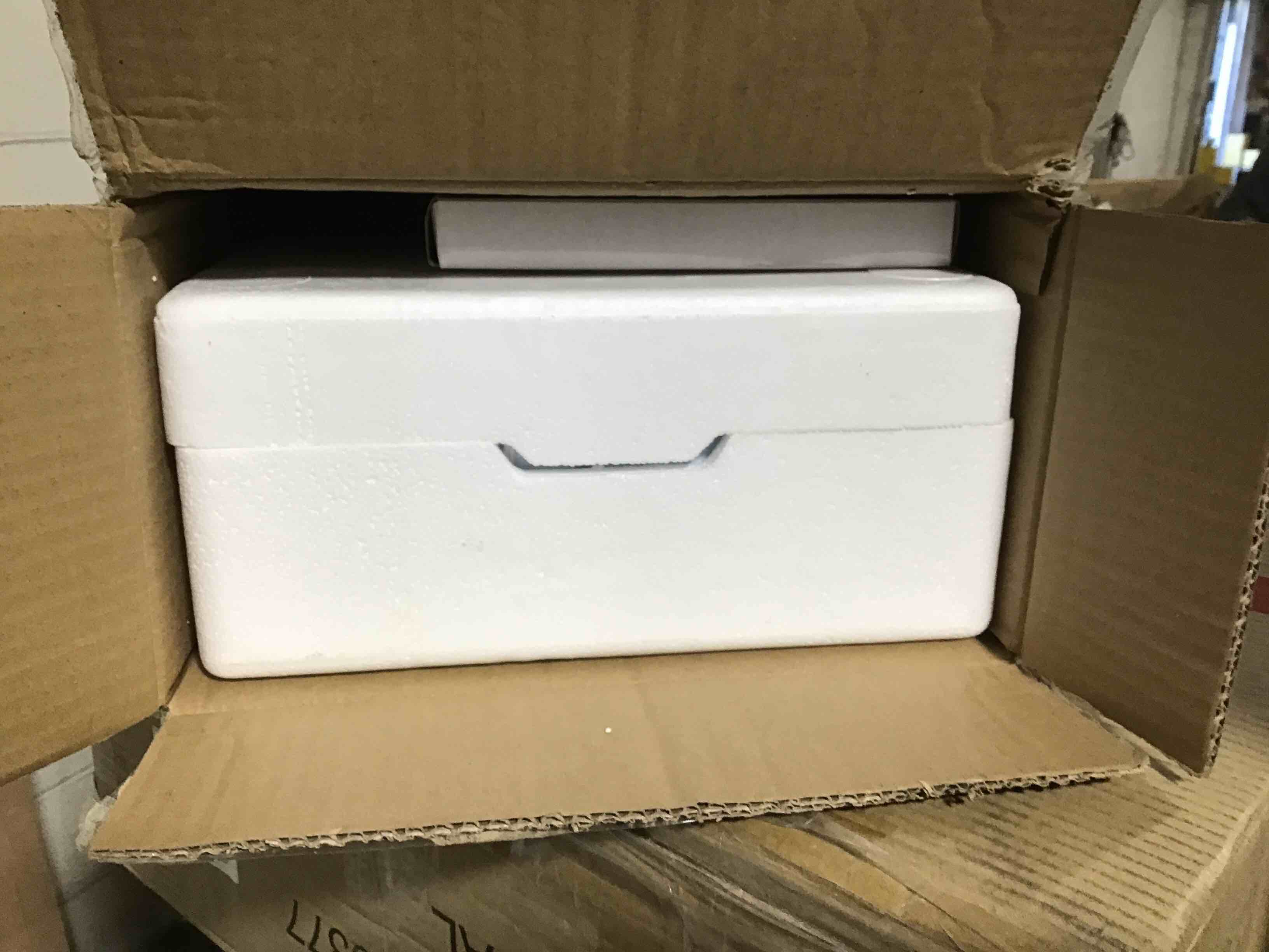https://s3.amazonaws.com/lotting-images-prod/bidfta/GRN5667622_1699977689038.jpeg