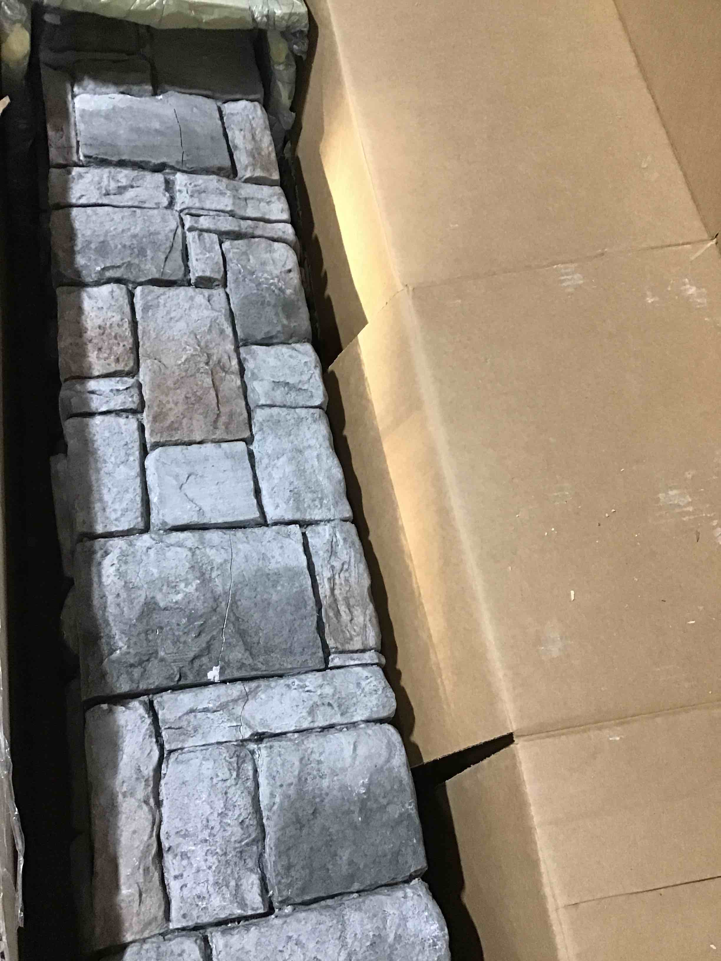 https://s3.amazonaws.com/lotting-images-prod/bidfta/GRN5669251_1699968108135.jpeg