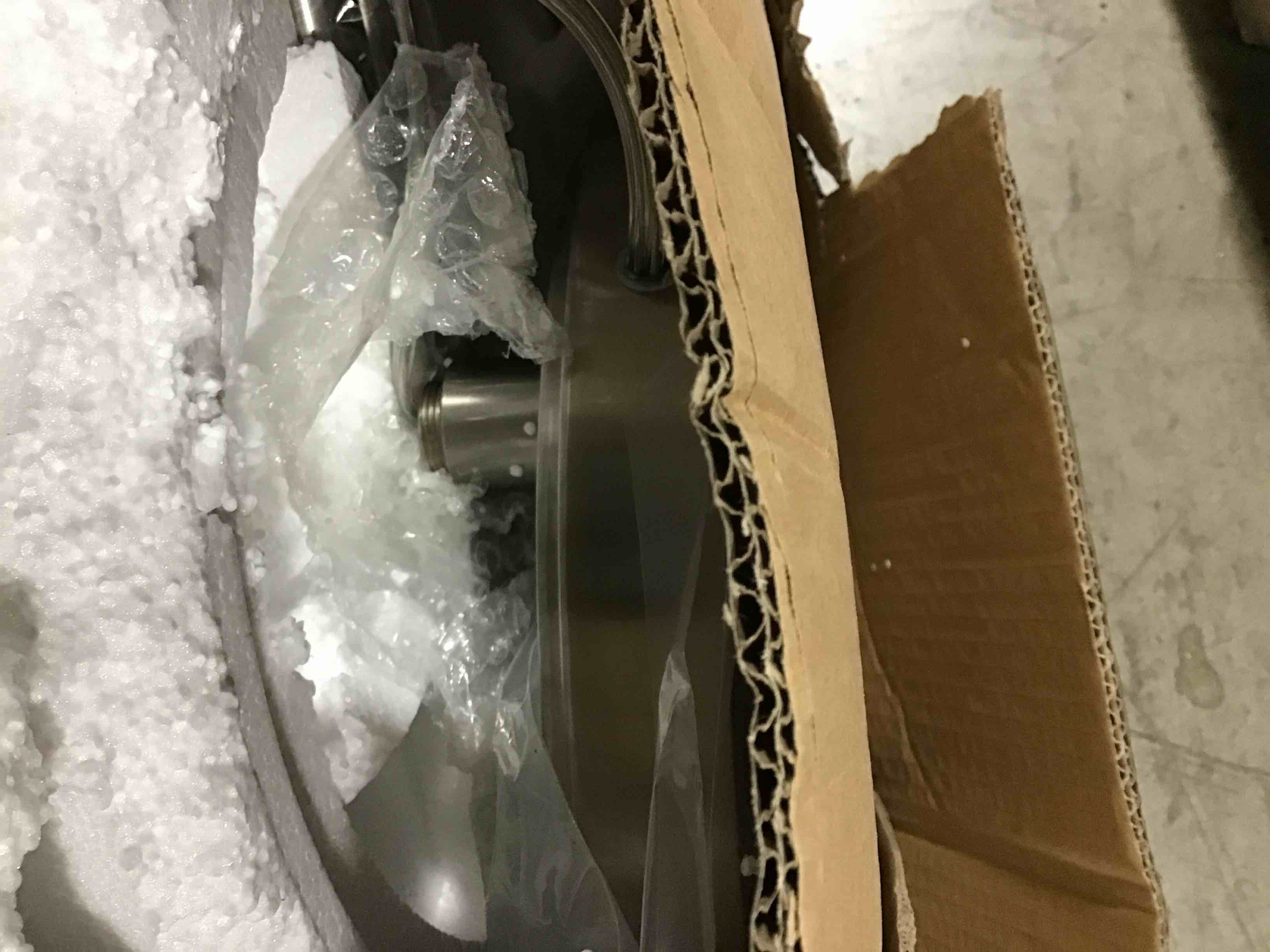 https://s3.amazonaws.com/lotting-images-prod/bidfta/GRN5669635_1701093758040.jpeg