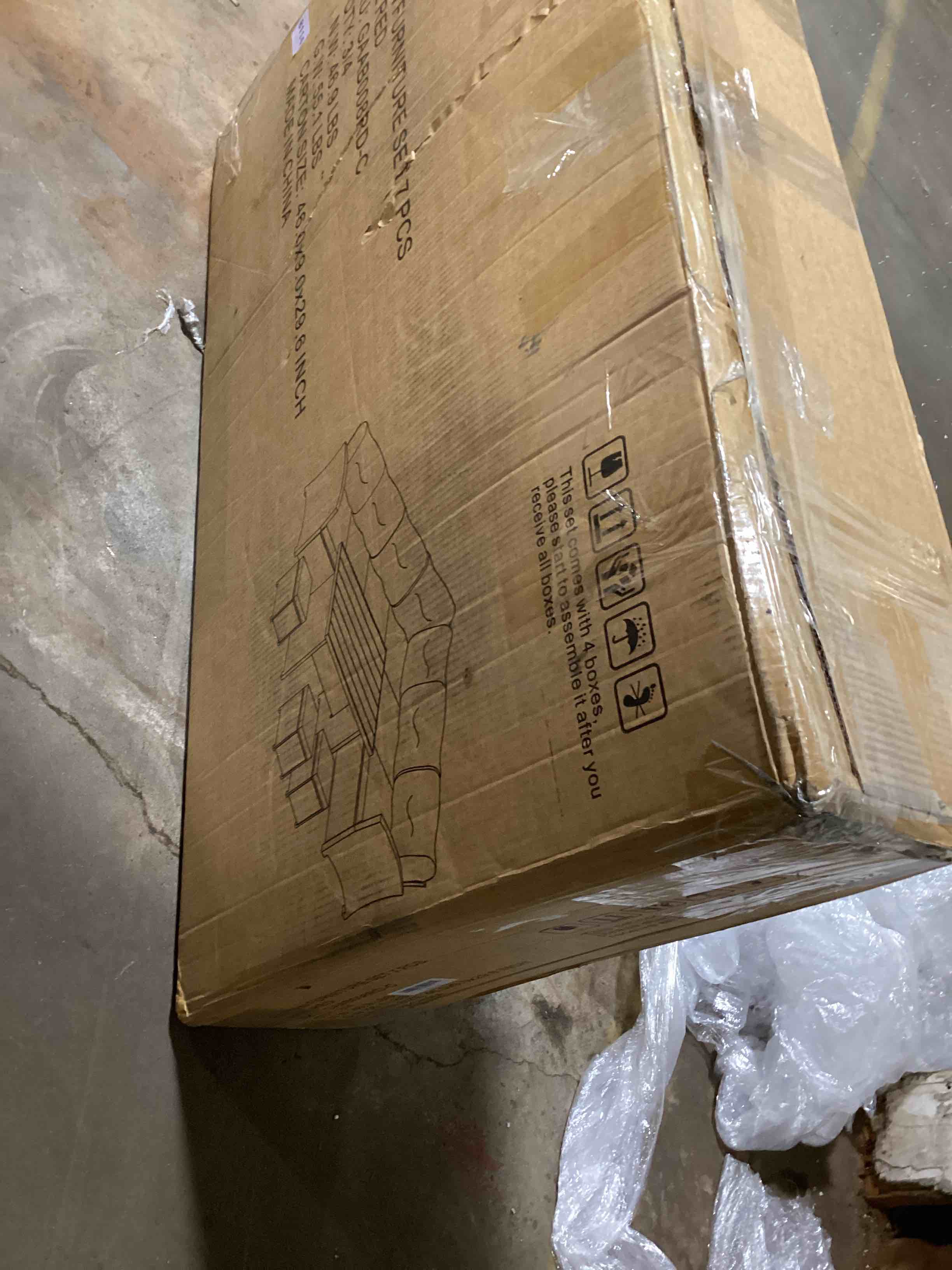 https://s3.amazonaws.com/lotting-images-prod/bidfta/GRN5670453_1699371358471.jpeg