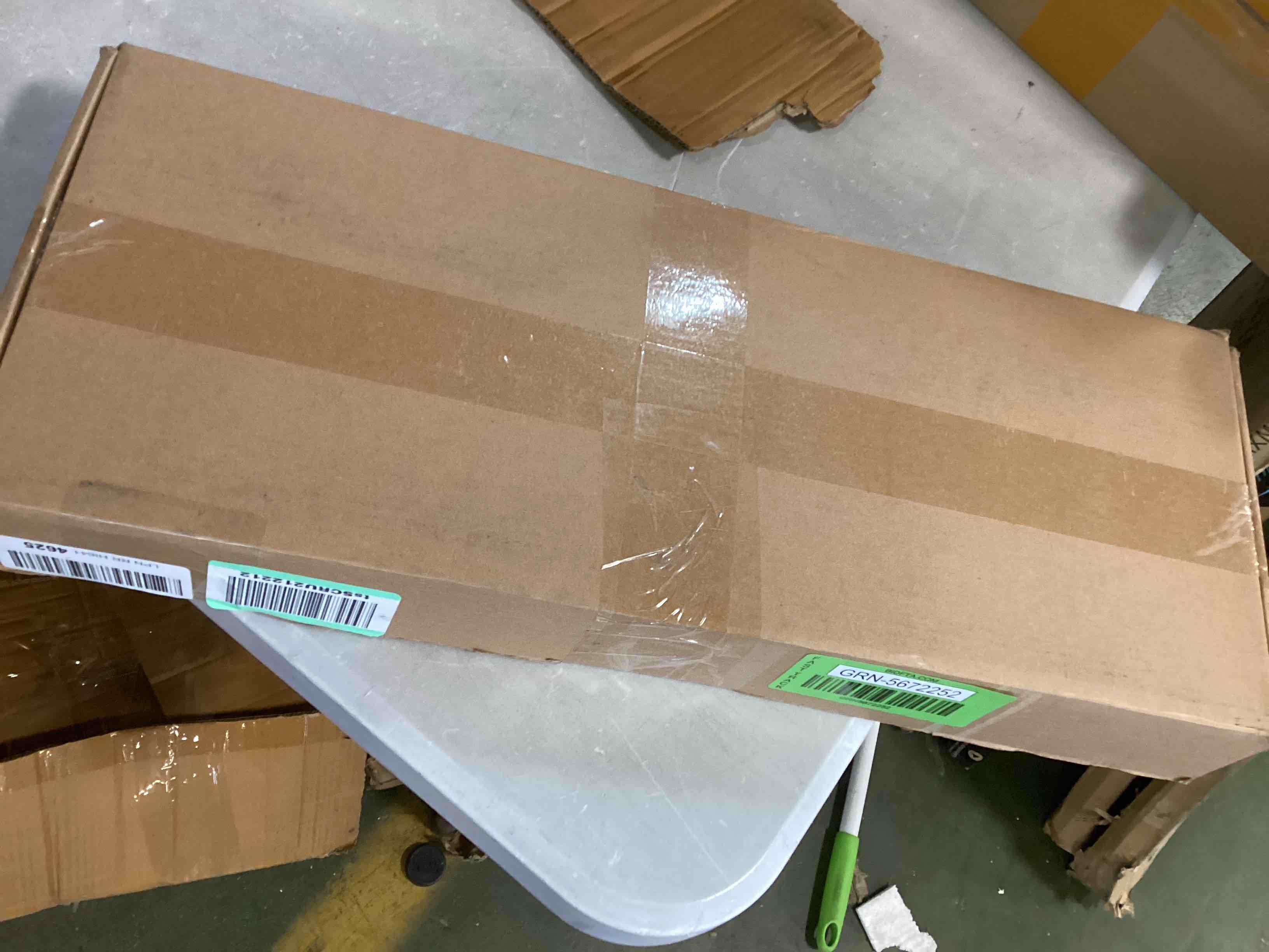 https://s3.amazonaws.com/lotting-images-prod/bidfta/GRN5672252_1706993690206.jpeg