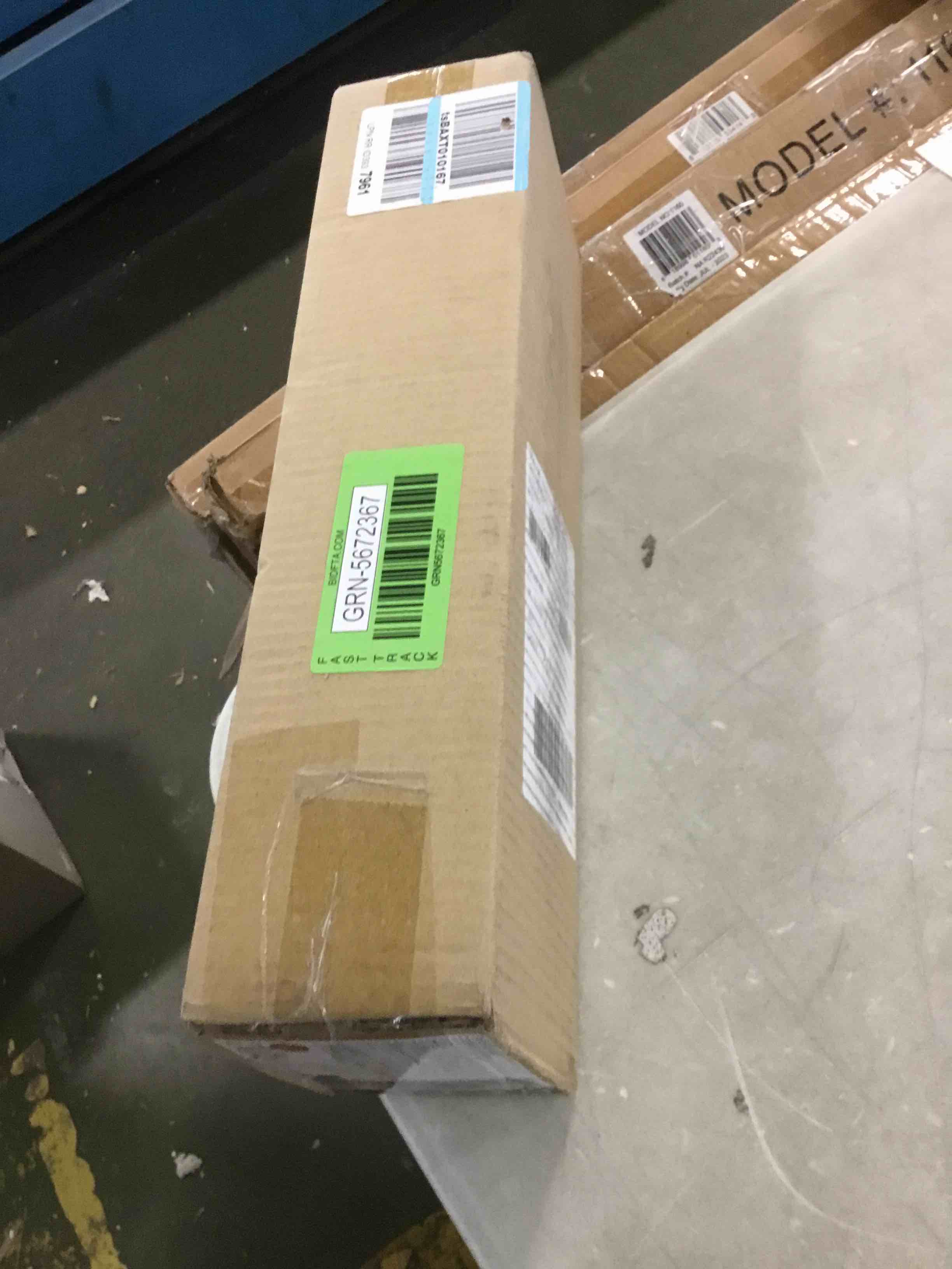https://s3.amazonaws.com/lotting-images-prod/bidfta/GRN5672367_1707162363384.jpeg