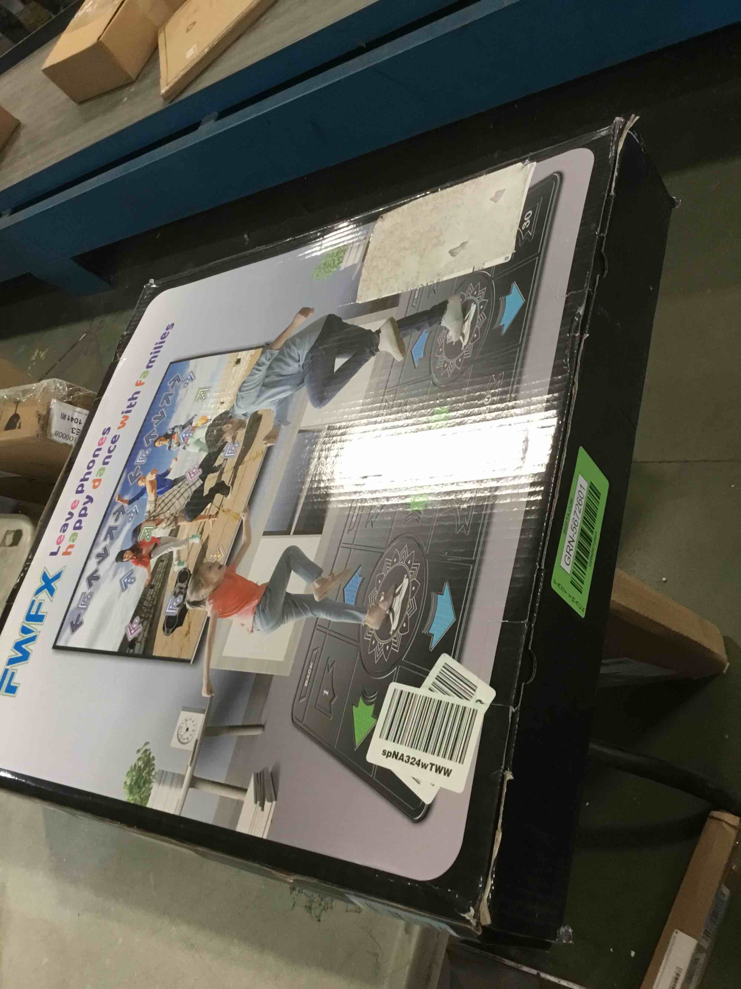 https://s3.amazonaws.com/lotting-images-prod/bidfta/GRN5672601_1707243366845.jpeg