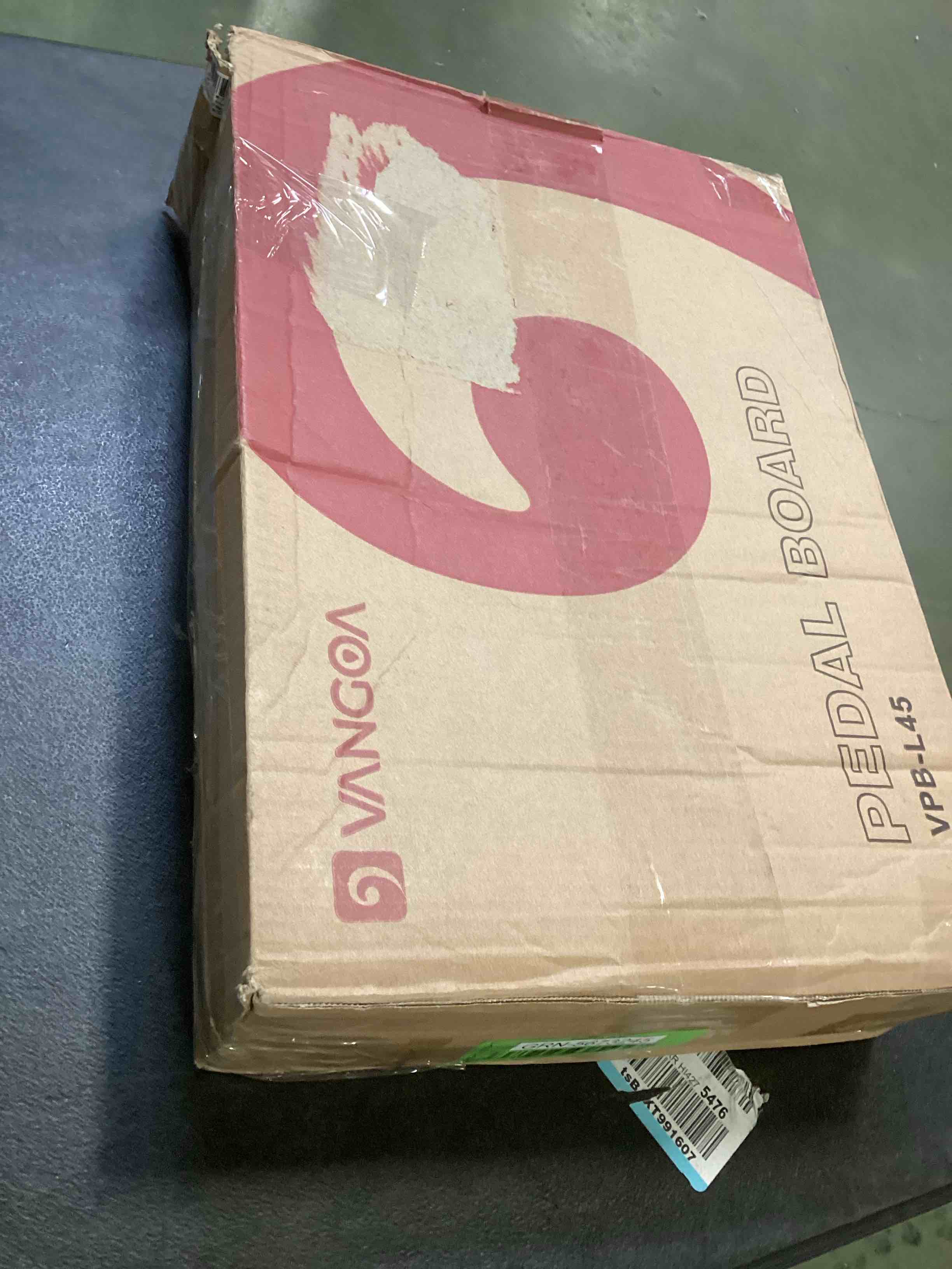 https://s3.amazonaws.com/lotting-images-prod/bidfta/GRN5673245_1707755202320.jpeg