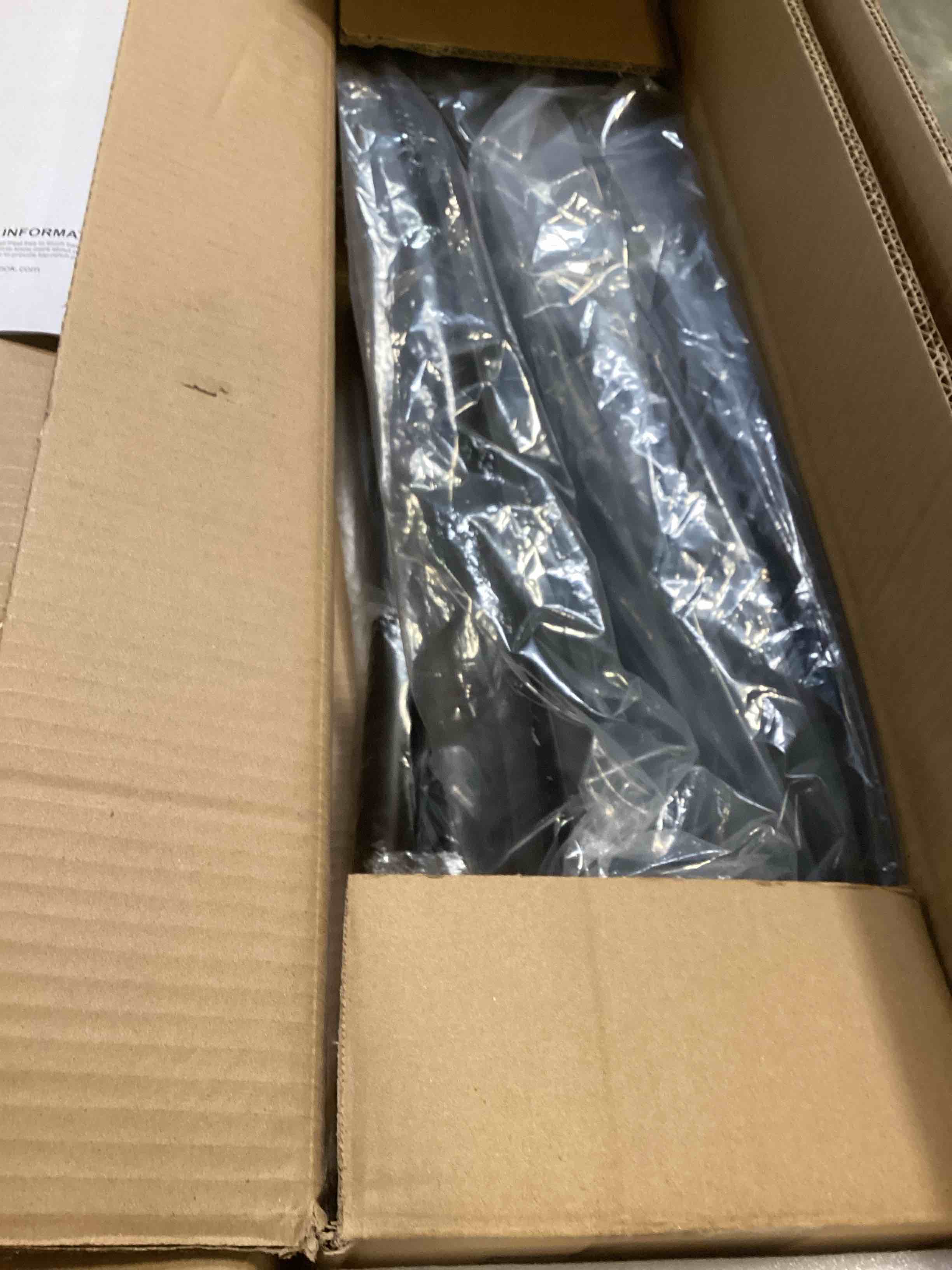 https://s3.amazonaws.com/lotting-images-prod/bidfta/GRN5673246_1707755089682.jpeg