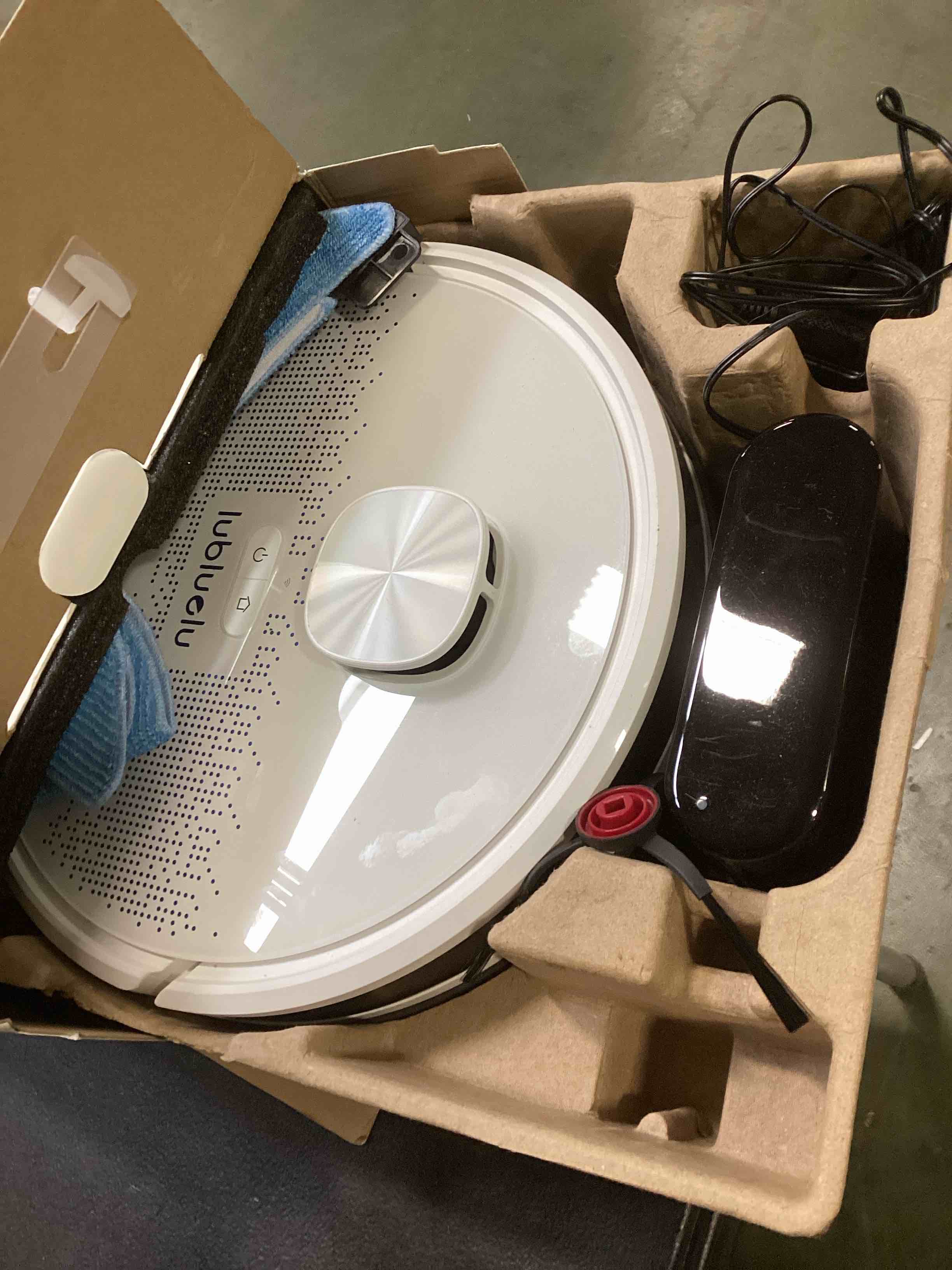 https://s3.amazonaws.com/lotting-images-prod/bidfta/GRN5673254_1707755778149.jpeg