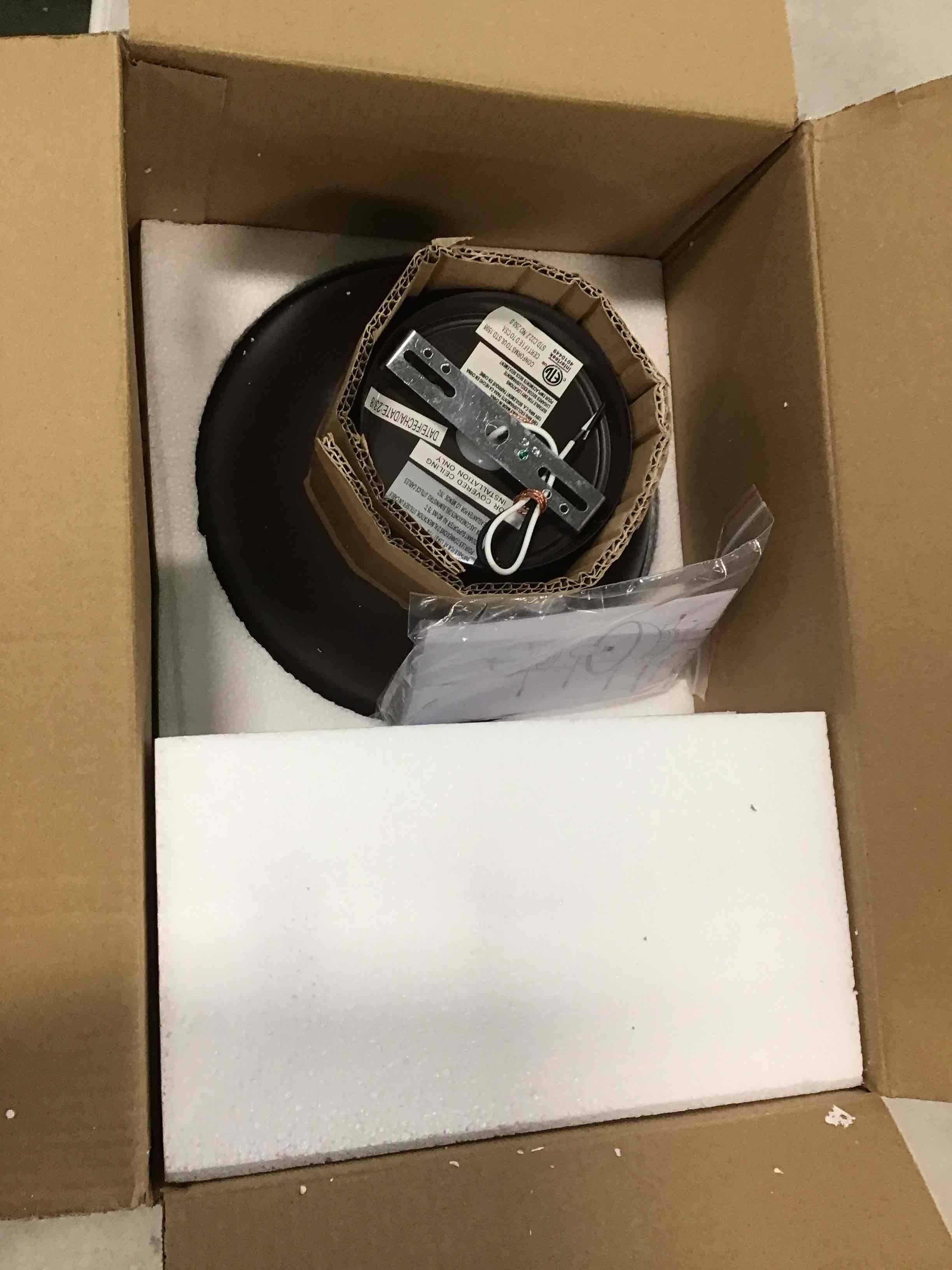 https://s3.amazonaws.com/lotting-images-prod/bidfta/GRN5673650_1705419752637.jpeg