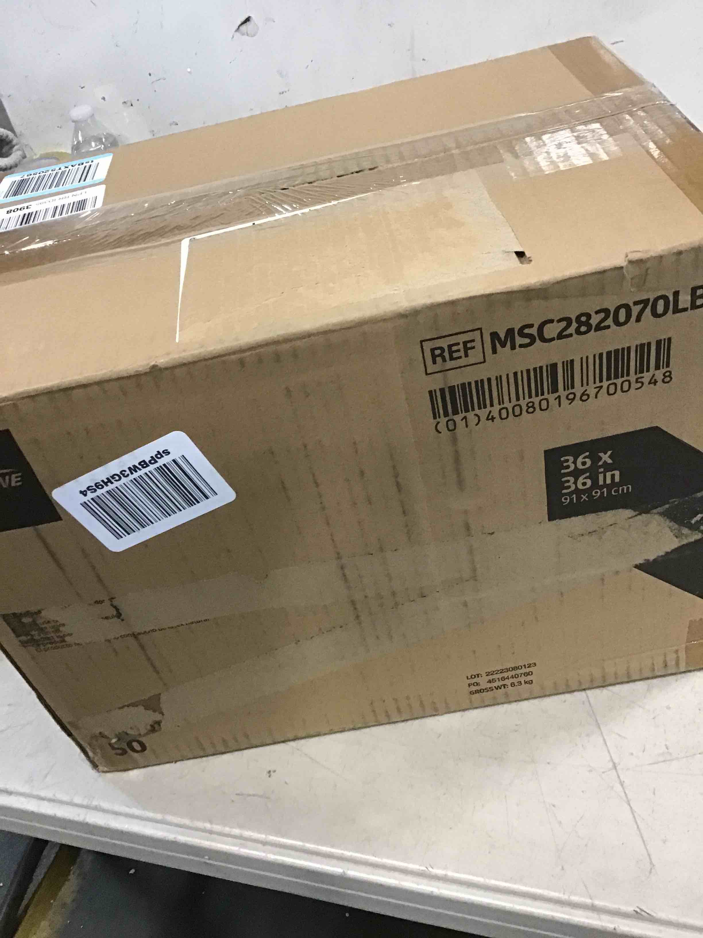 https://s3.amazonaws.com/lotting-images-prod/bidfta/GRN5674683_1705845732093.jpeg