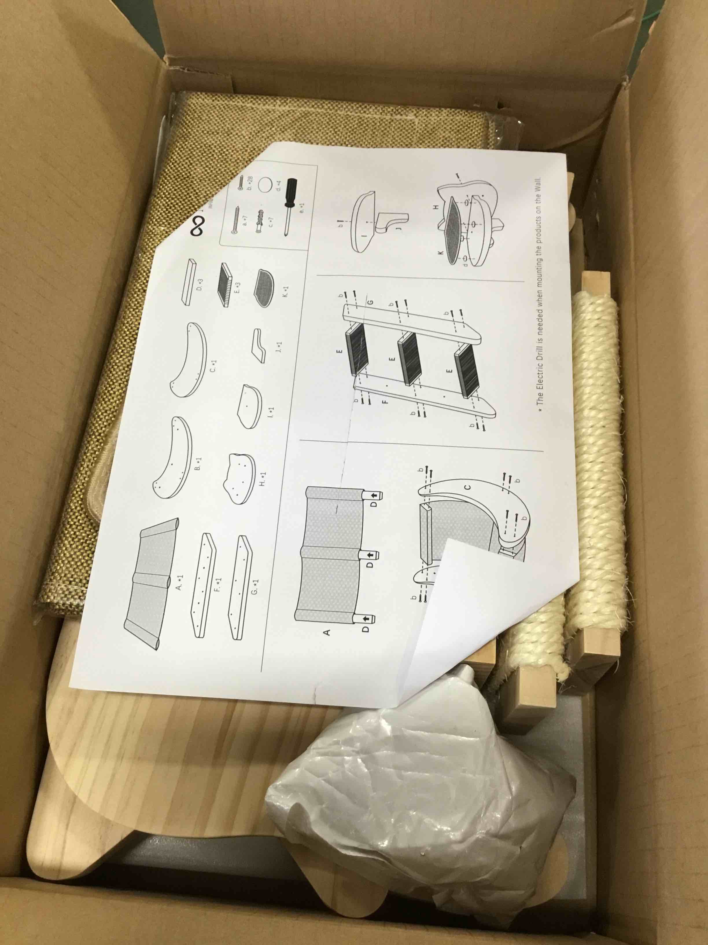 https://s3.amazonaws.com/lotting-images-prod/bidfta/GRN5675620_1706806615021.jpeg
