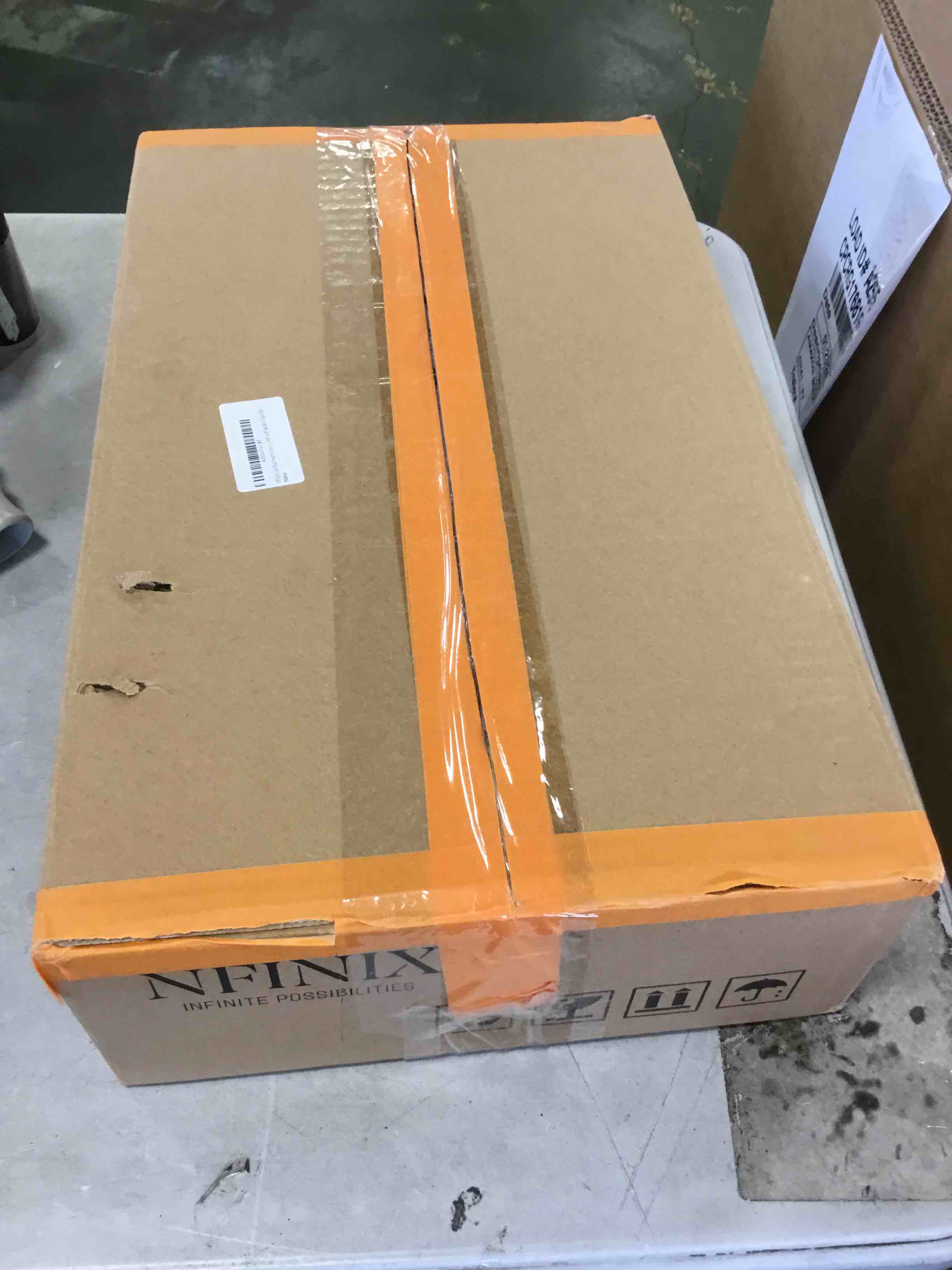 https://s3.amazonaws.com/lotting-images-prod/bidfta/GRN5675620_1706806653415.jpeg