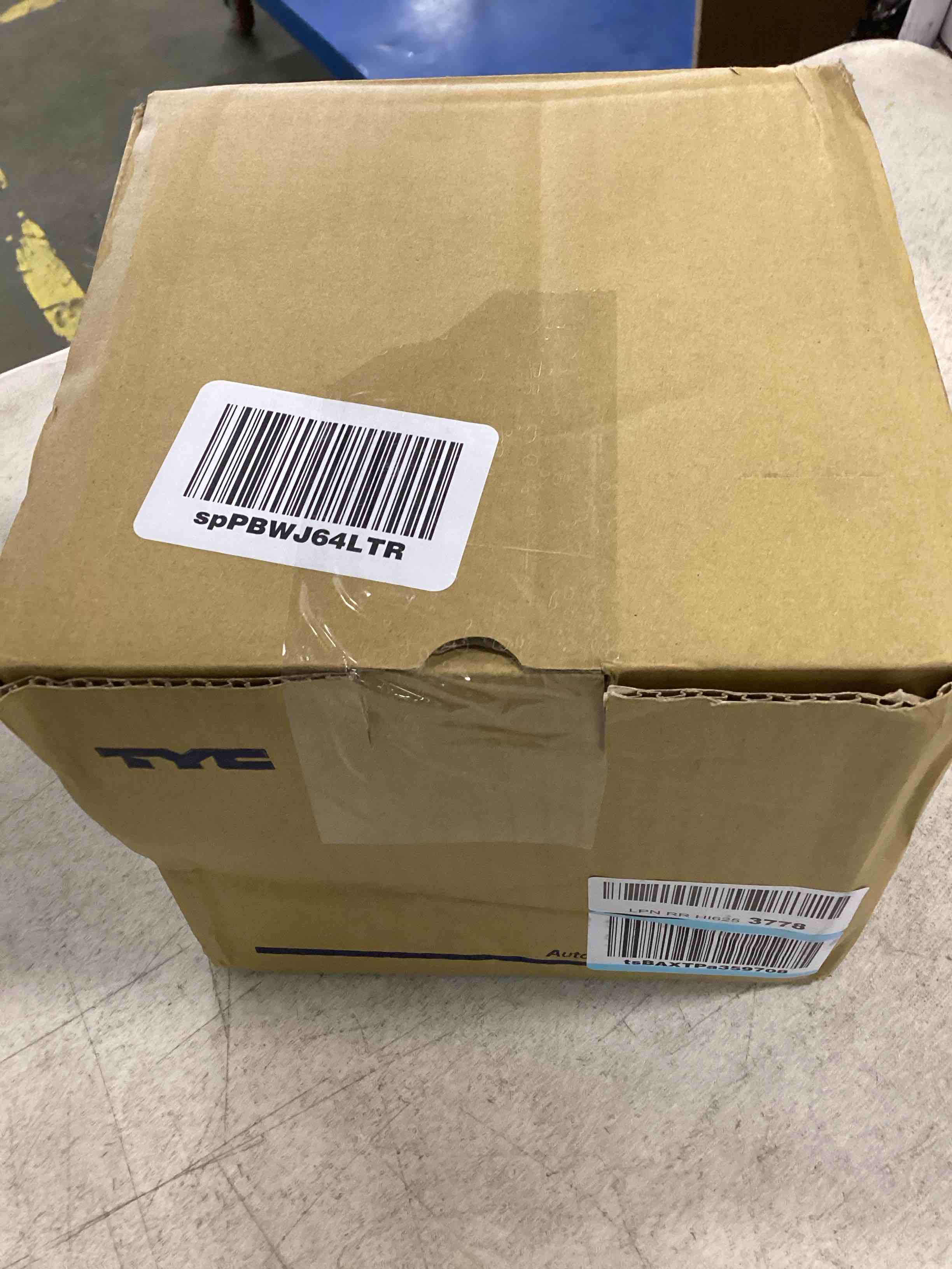 https://s3.amazonaws.com/lotting-images-prod/bidfta/GRN5676523_1705423773498.jpeg
