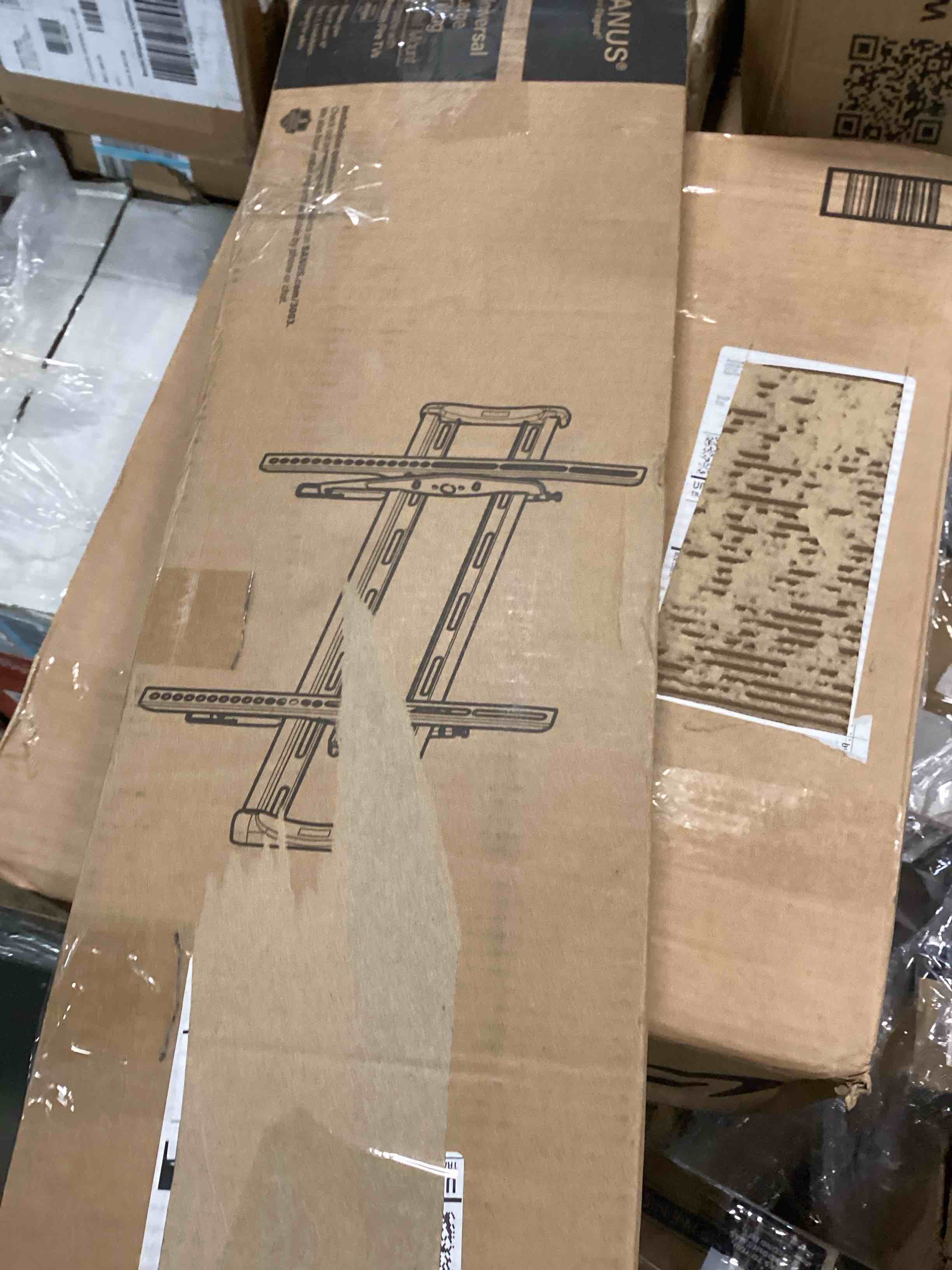 https://s3.amazonaws.com/lotting-images-prod/bidfta/GRN5676557_1705429802575.jpeg