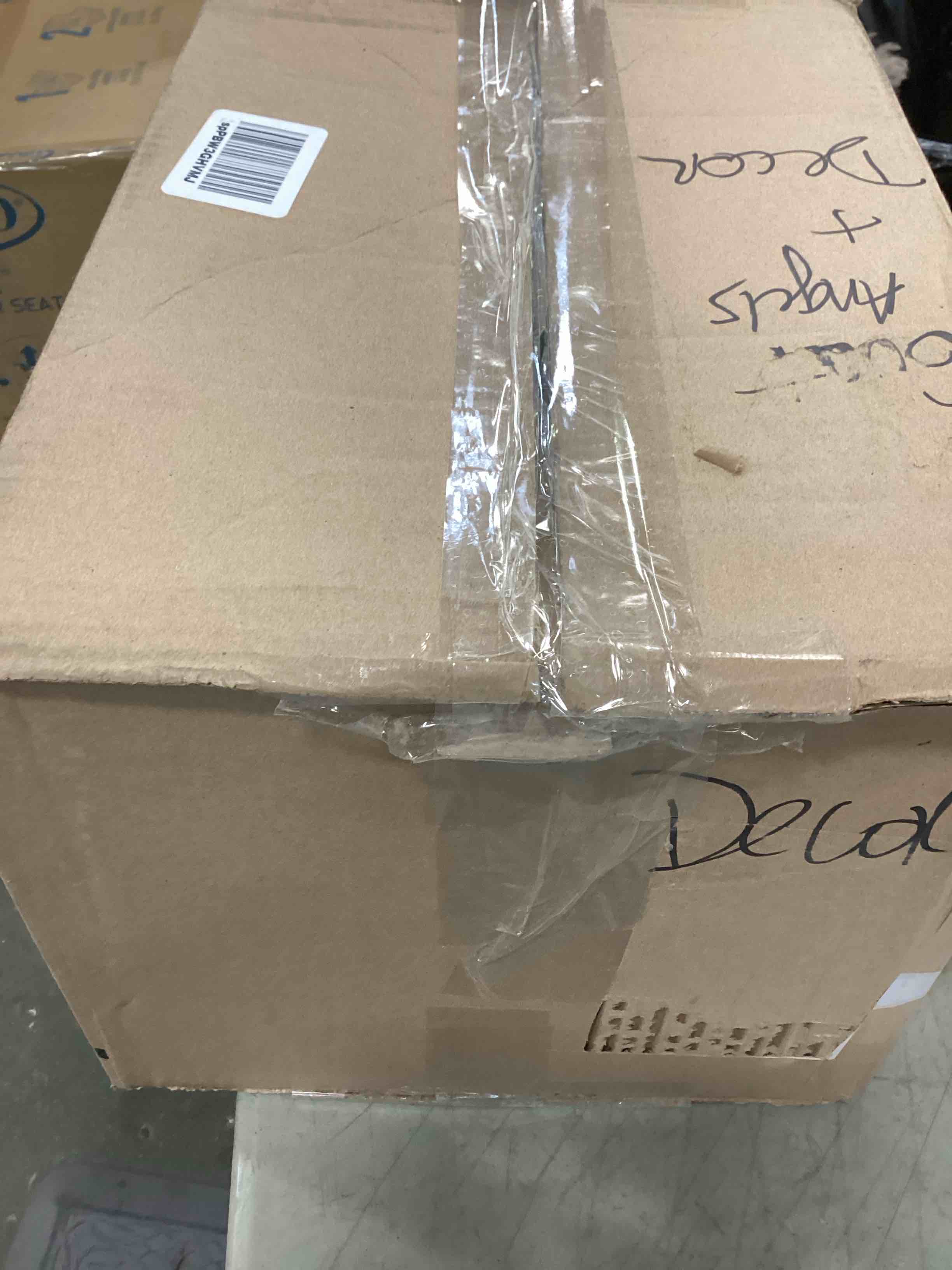 https://s3.amazonaws.com/lotting-images-prod/bidfta/GRN5677495_1706111476559.jpeg