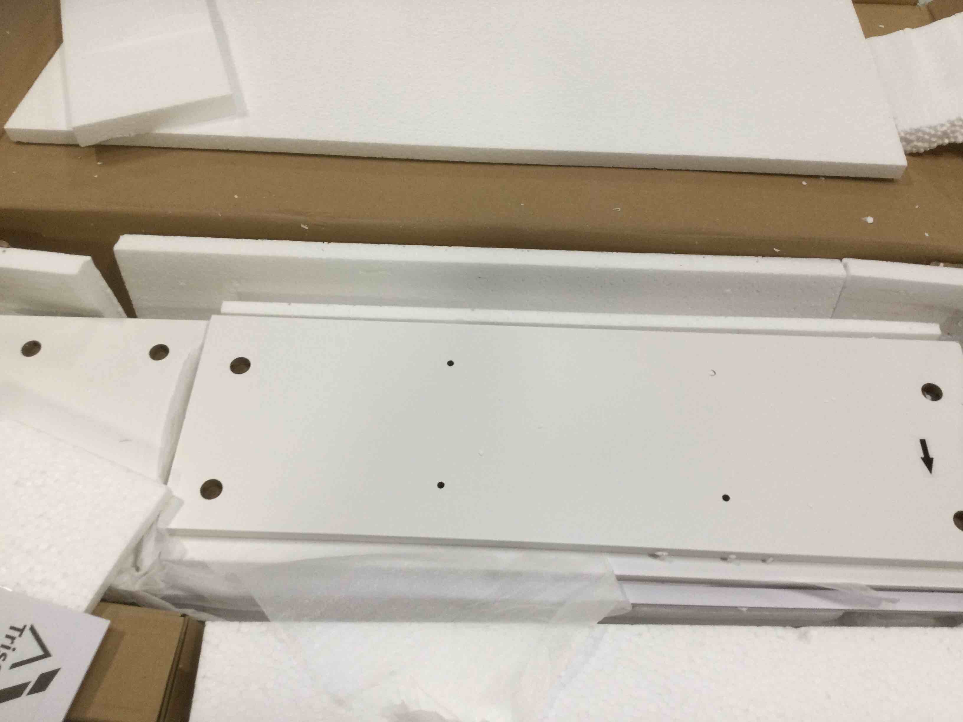 https://s3.amazonaws.com/lotting-images-prod/bidfta/GRN5679126_1706729633864.jpeg