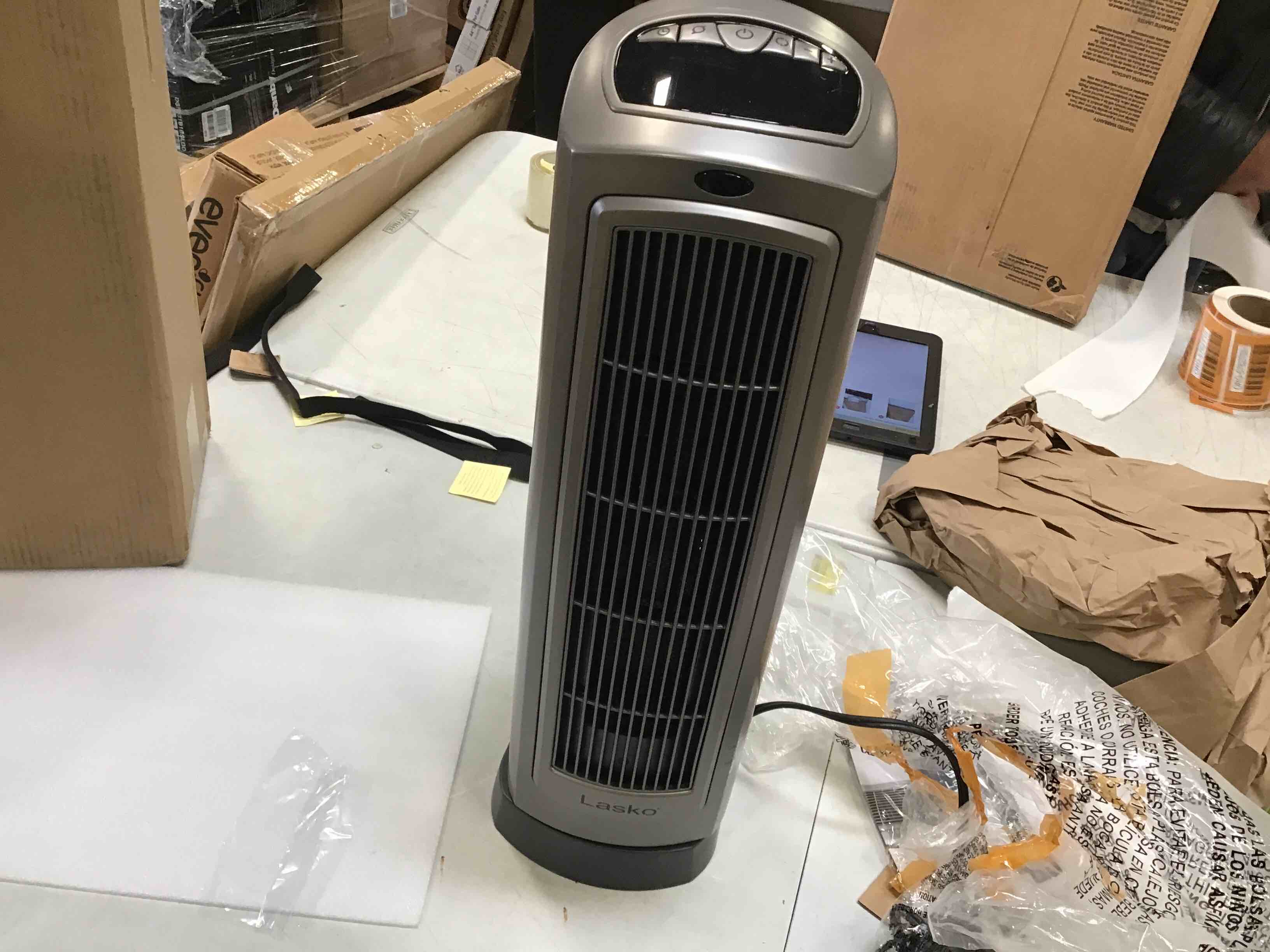 https://s3.amazonaws.com/lotting-images-prod/bidfta/GRN5679212_1706816876464.jpeg