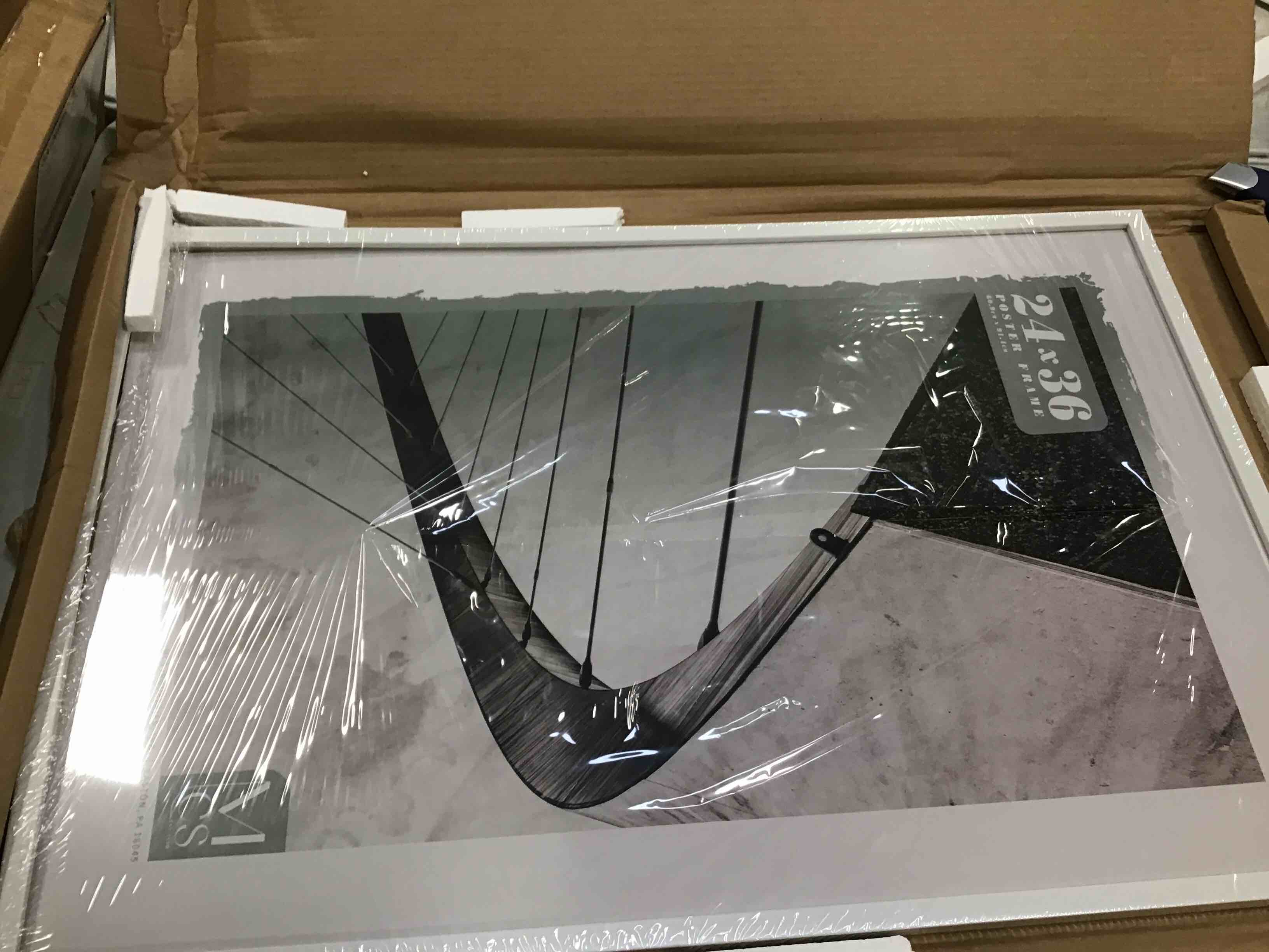 https://s3.amazonaws.com/lotting-images-prod/bidfta/GRN5679271_1706889421141.jpeg