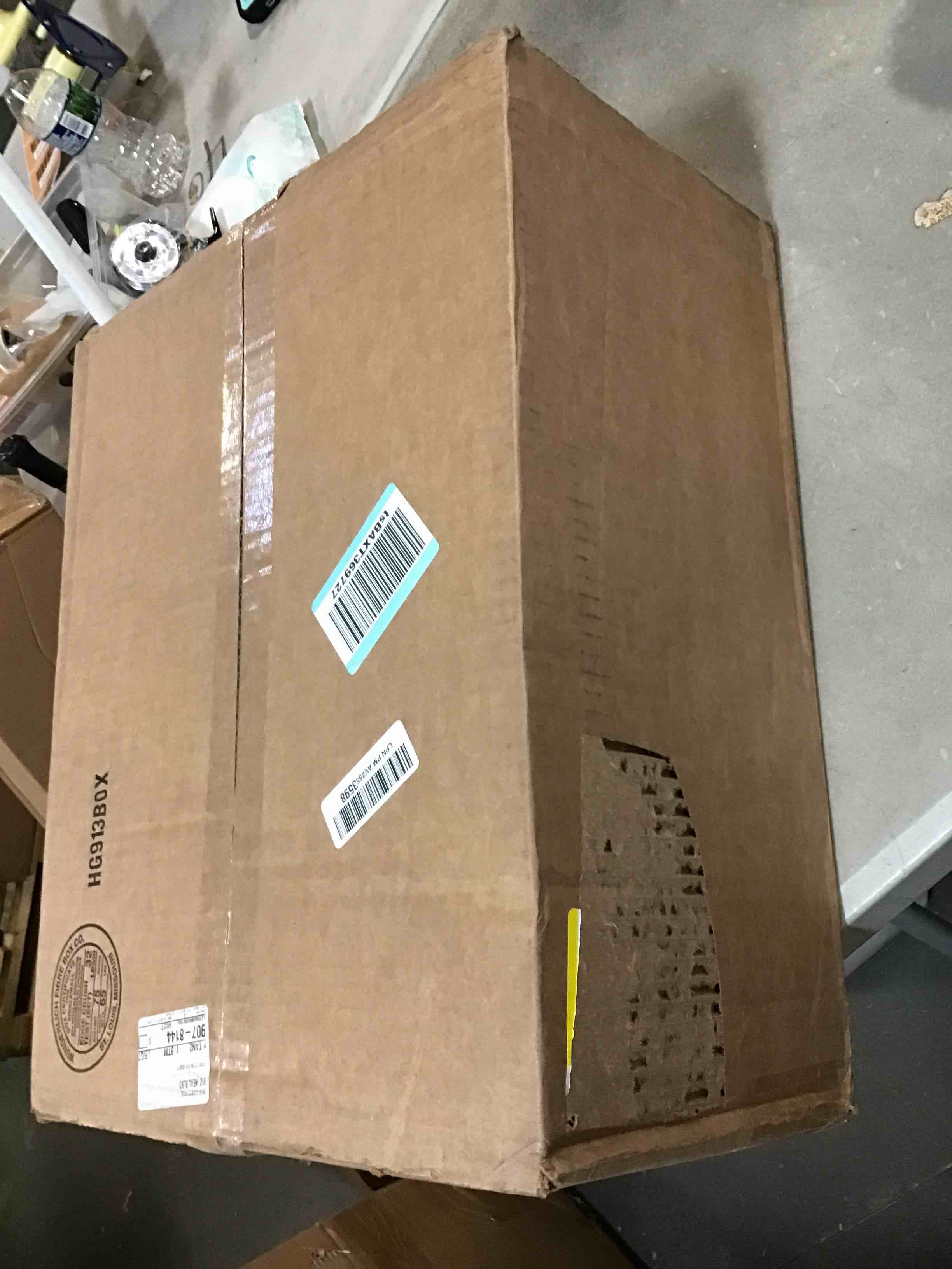 https://s3.amazonaws.com/lotting-images-prod/bidfta/GRN5679781_1708982107459.jpeg