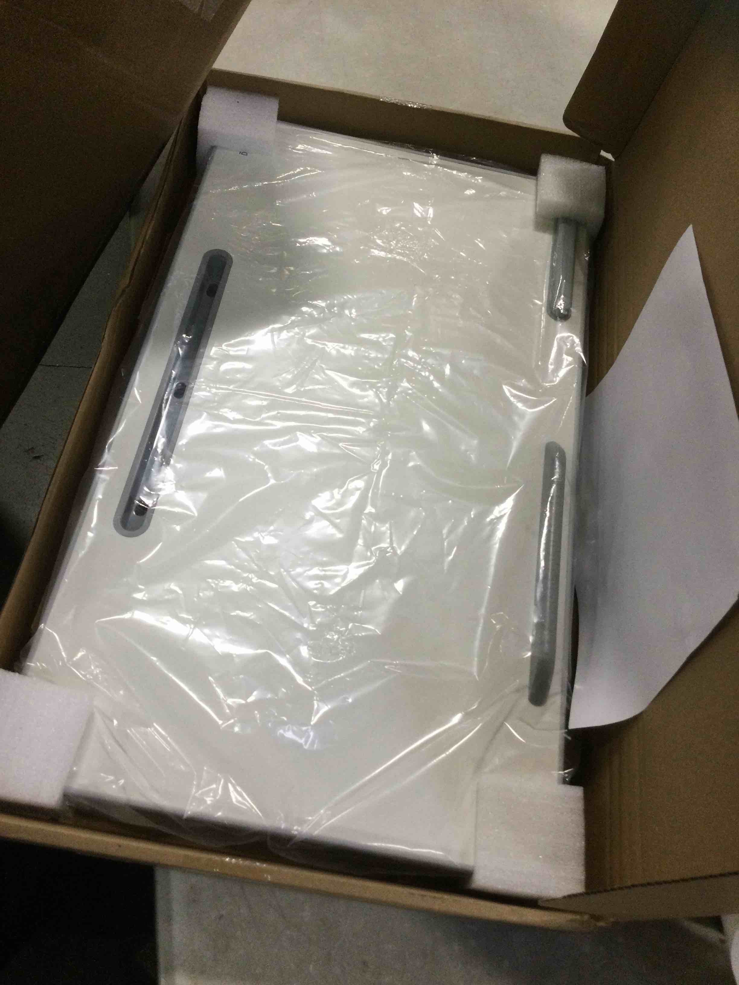 https://s3.amazonaws.com/lotting-images-prod/bidfta/GRN5679990_1709843520642.jpeg