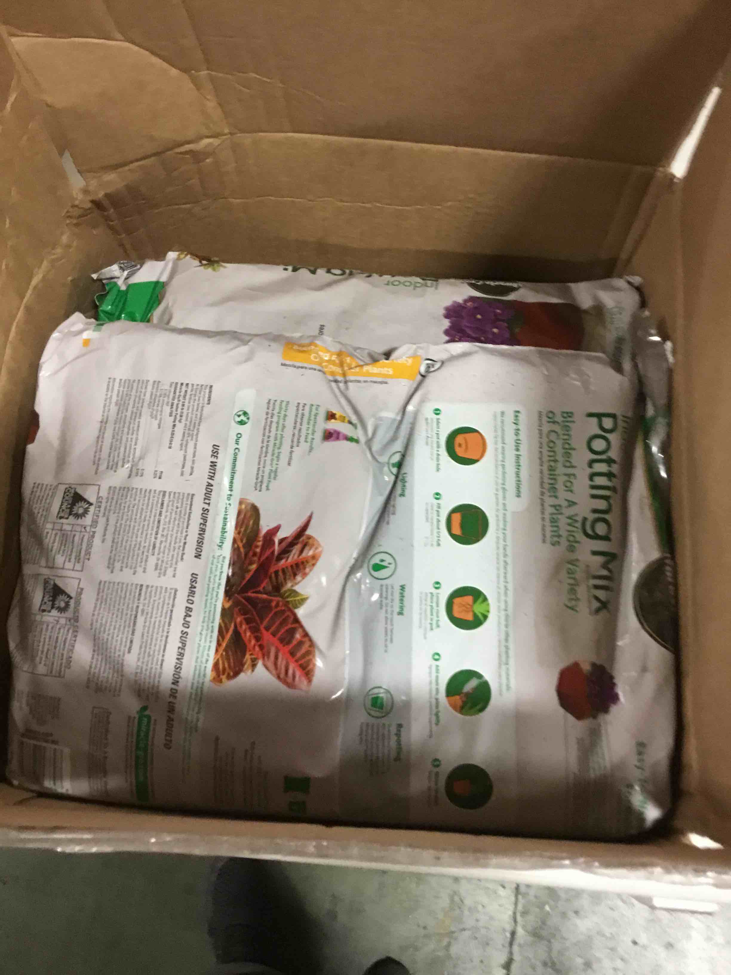 https://s3.amazonaws.com/lotting-images-prod/bidfta/GRN5682065_1711540017481.jpeg
