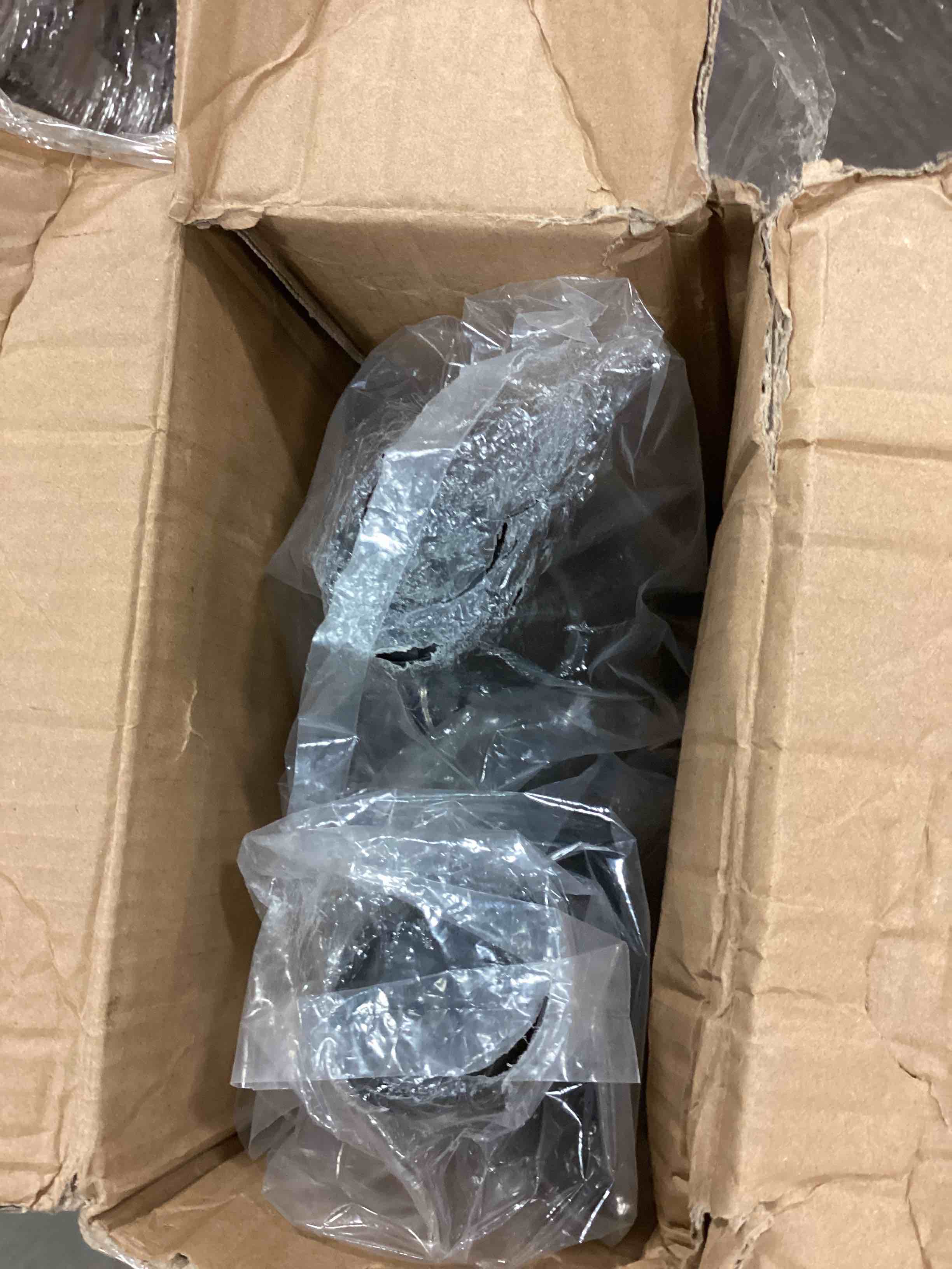 https://s3.amazonaws.com/lotting-images-prod/bidfta/GRN5694267_1705413225310.jpeg