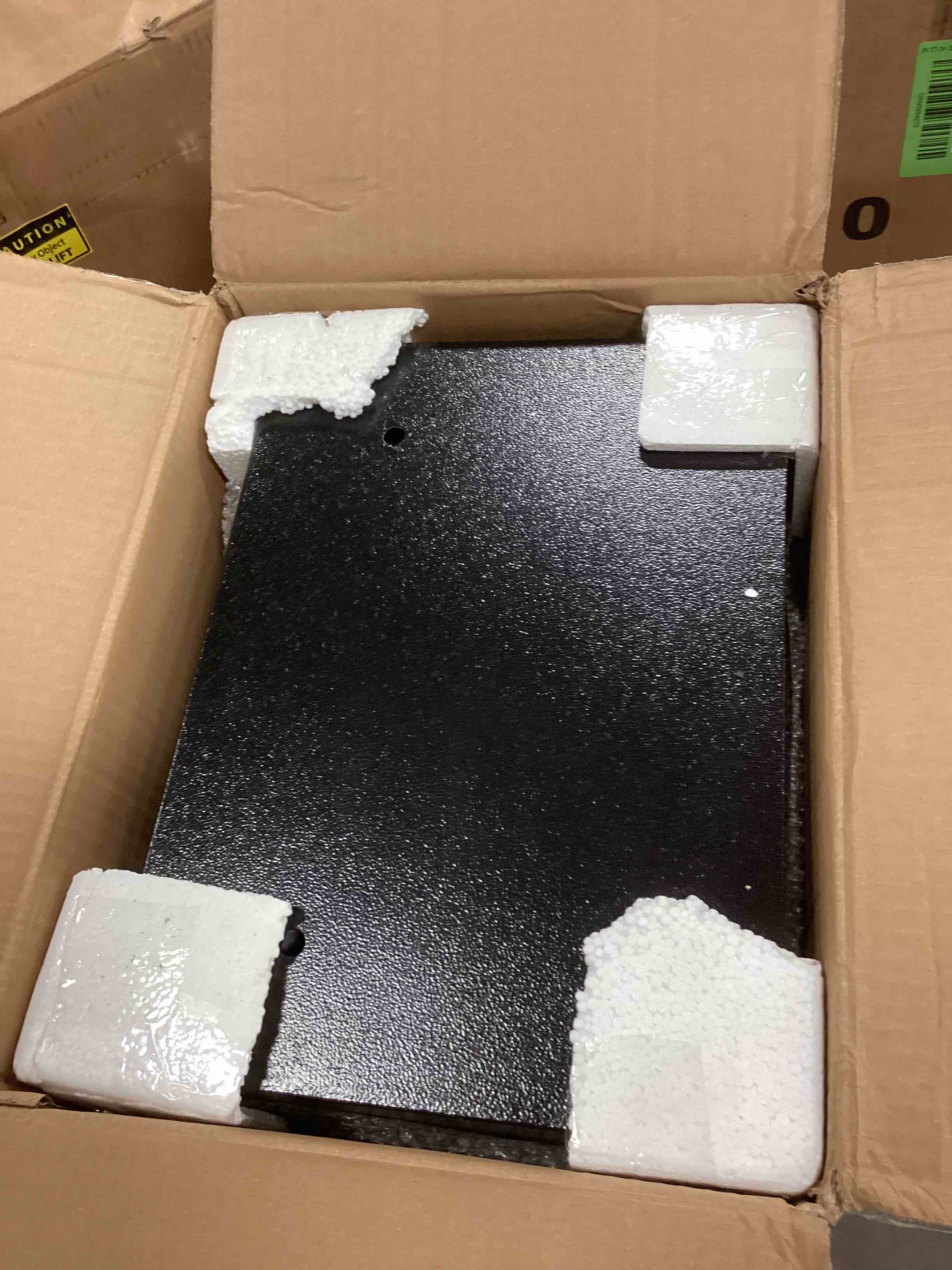 https://s3.amazonaws.com/lotting-images-prod/bidfta/GRN5694310_1705414739177.jpeg