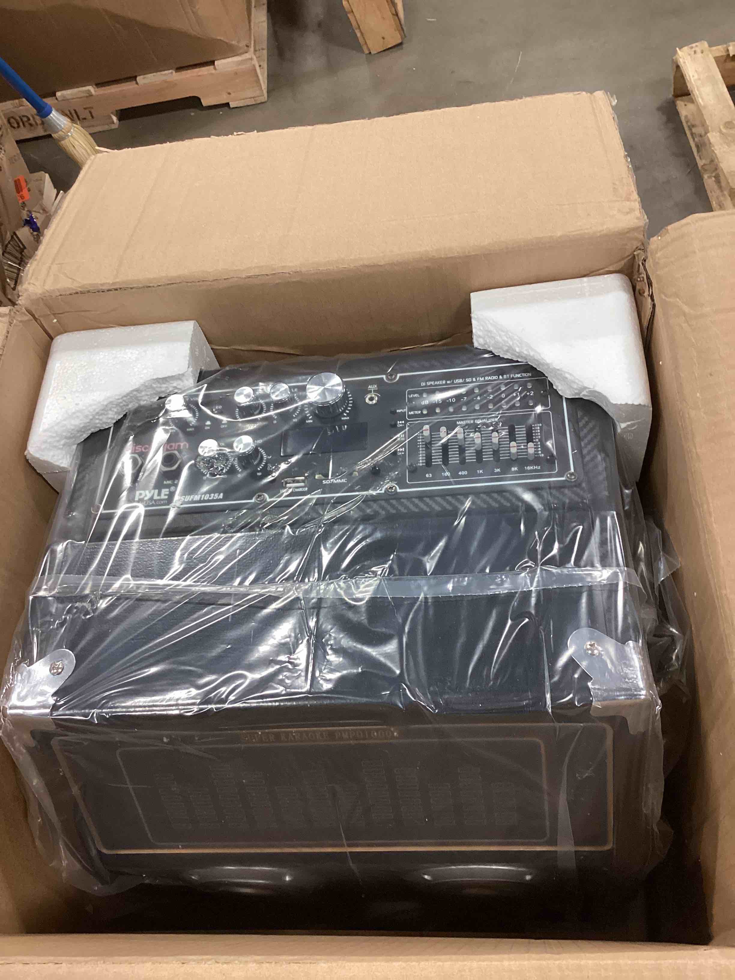https://s3.amazonaws.com/lotting-images-prod/bidfta/GRN5694312_1705415781305.jpeg